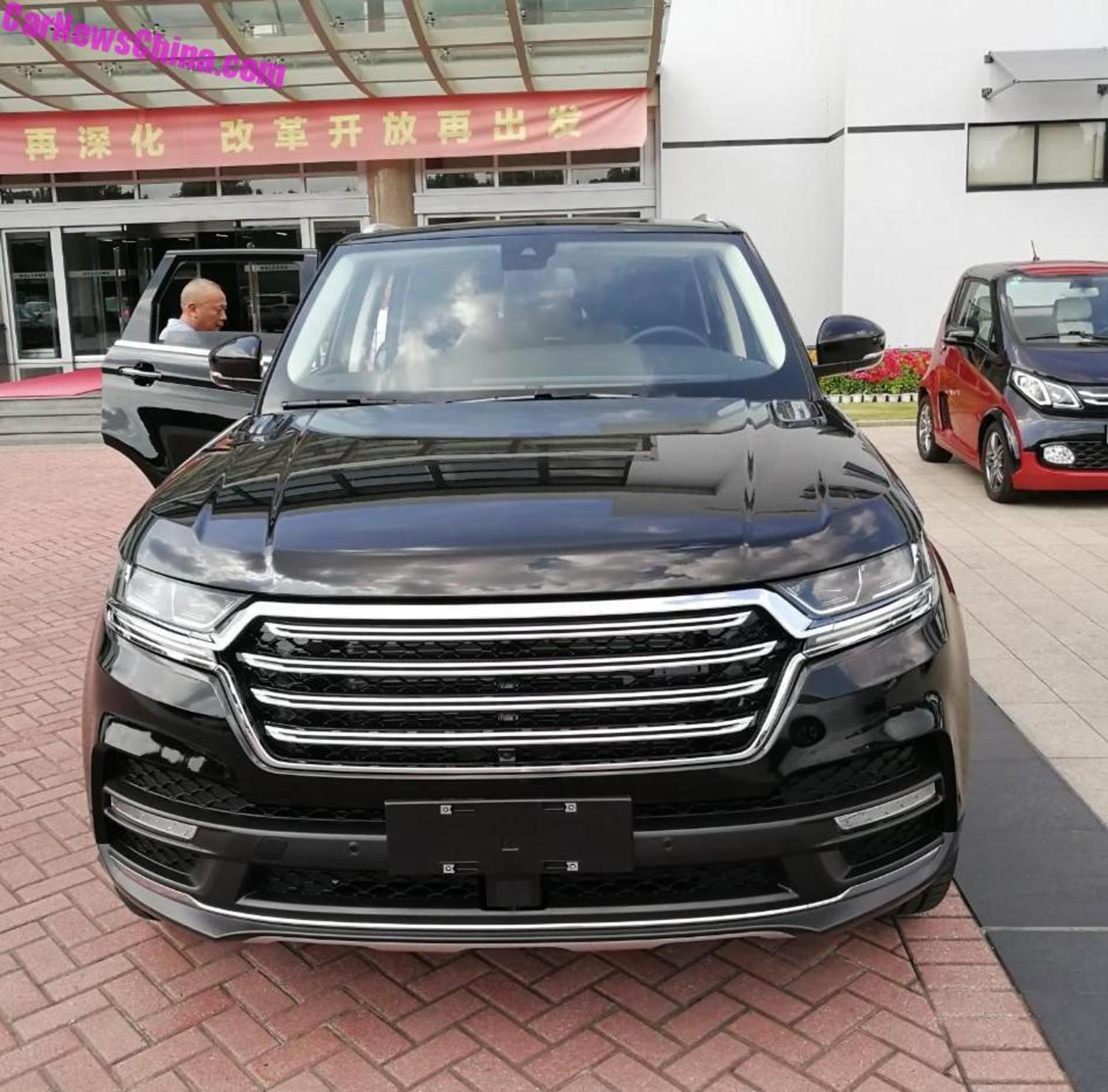 zotye-rr-black-2