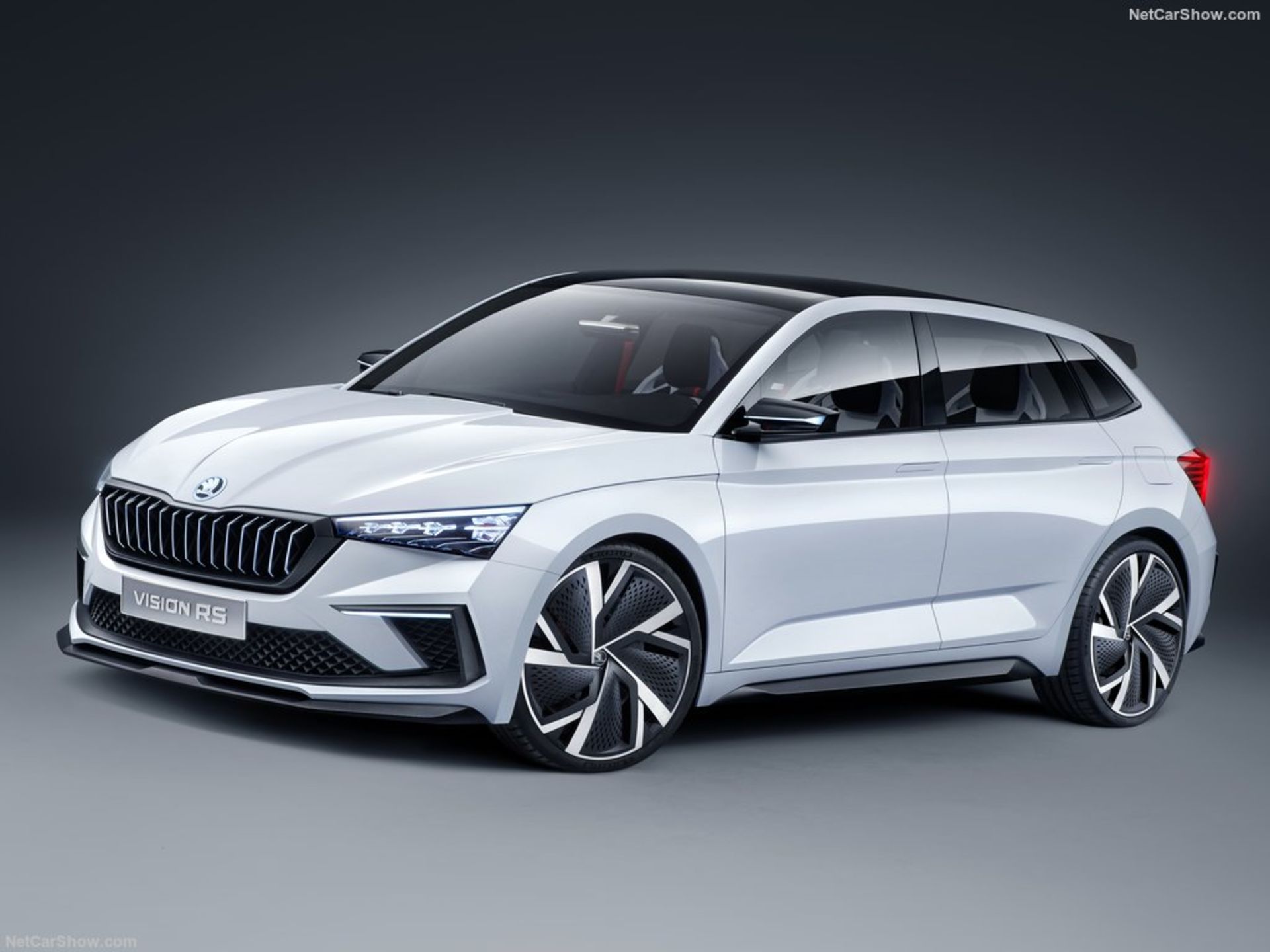 Skoda-Vision_RS_Concept-2018-1024-04