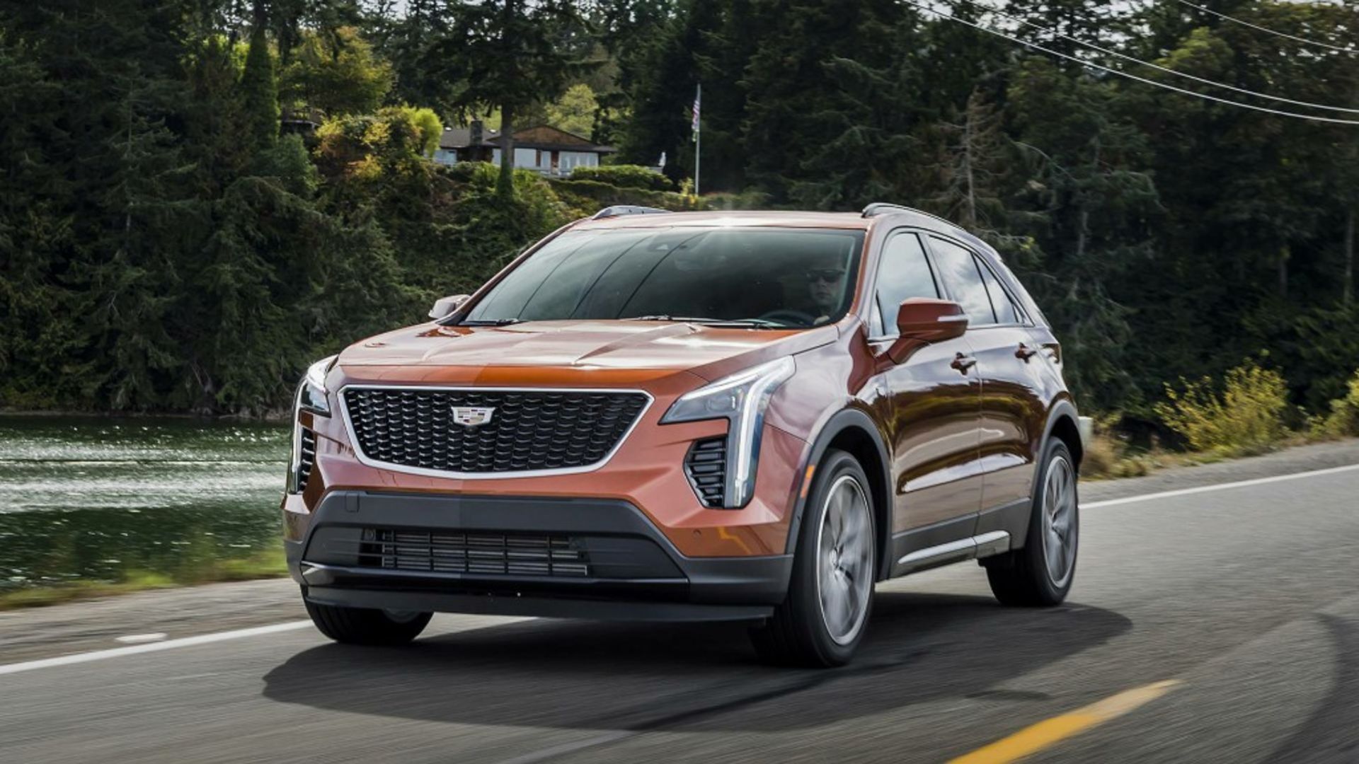 2019-cadillac-xt43