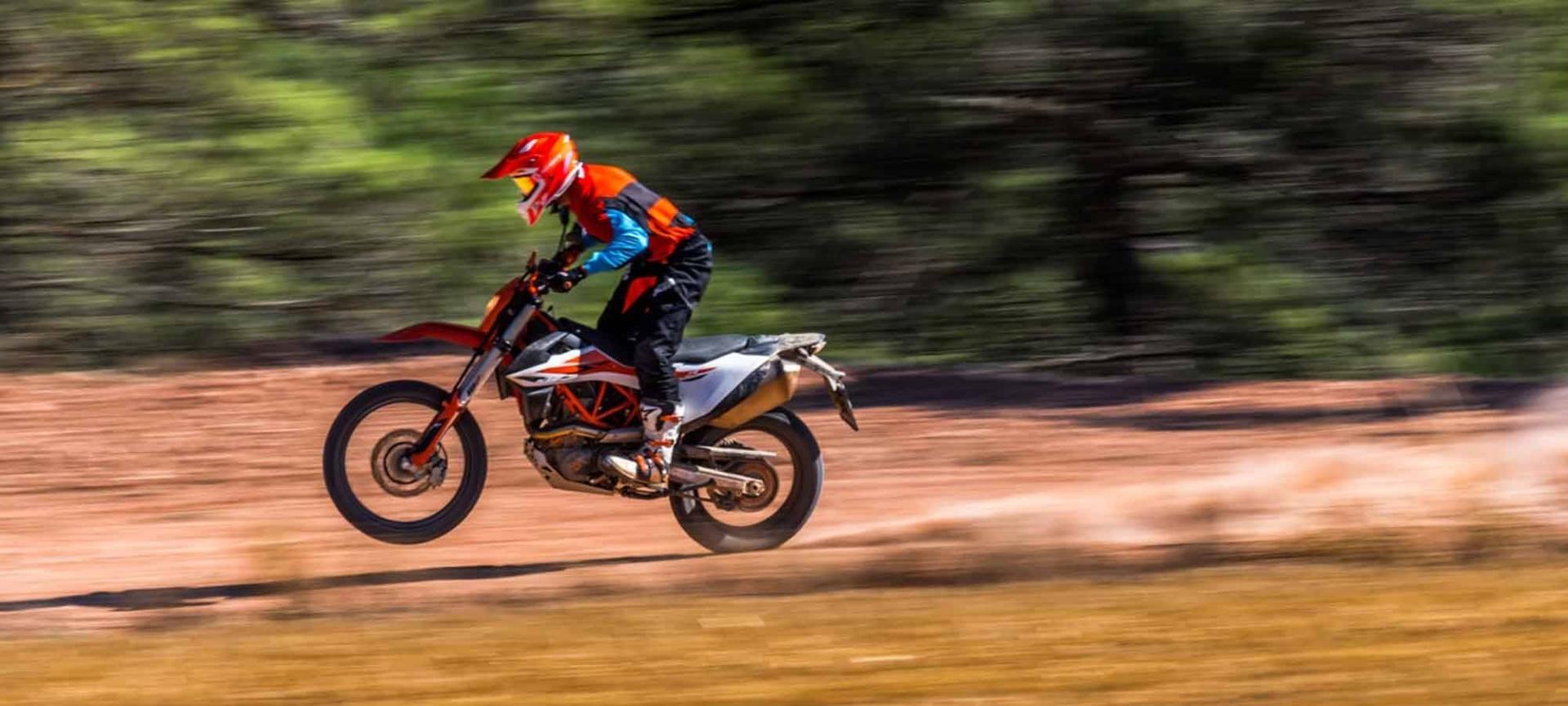2019-ktm-690-enduro-r-first-look-featured