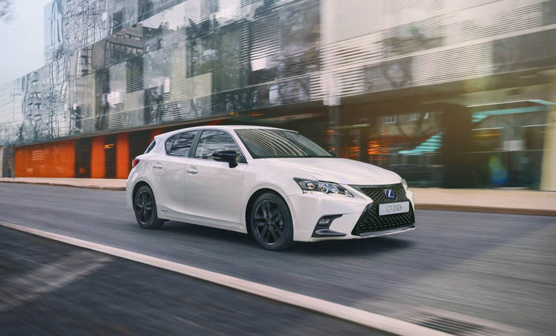 2019-lexus-ct-200h-1