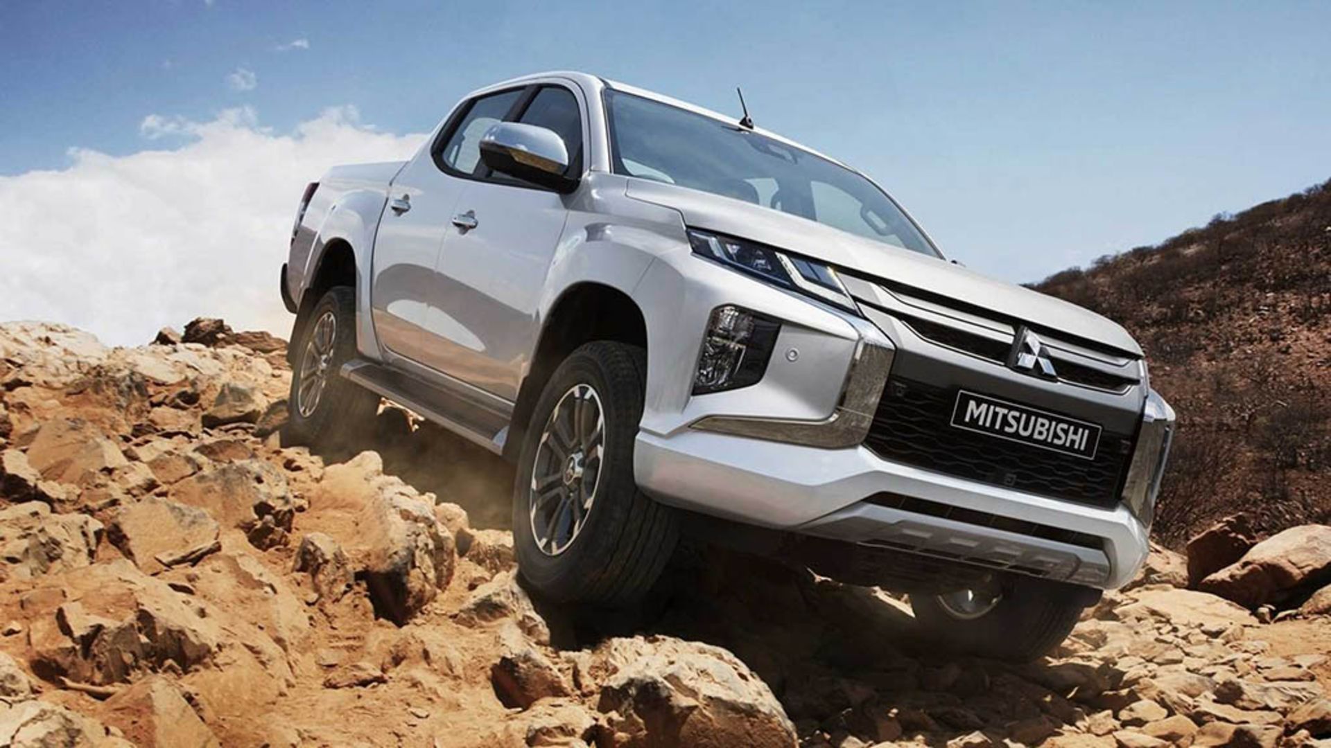 2019-mitsubishi-l200-triton04