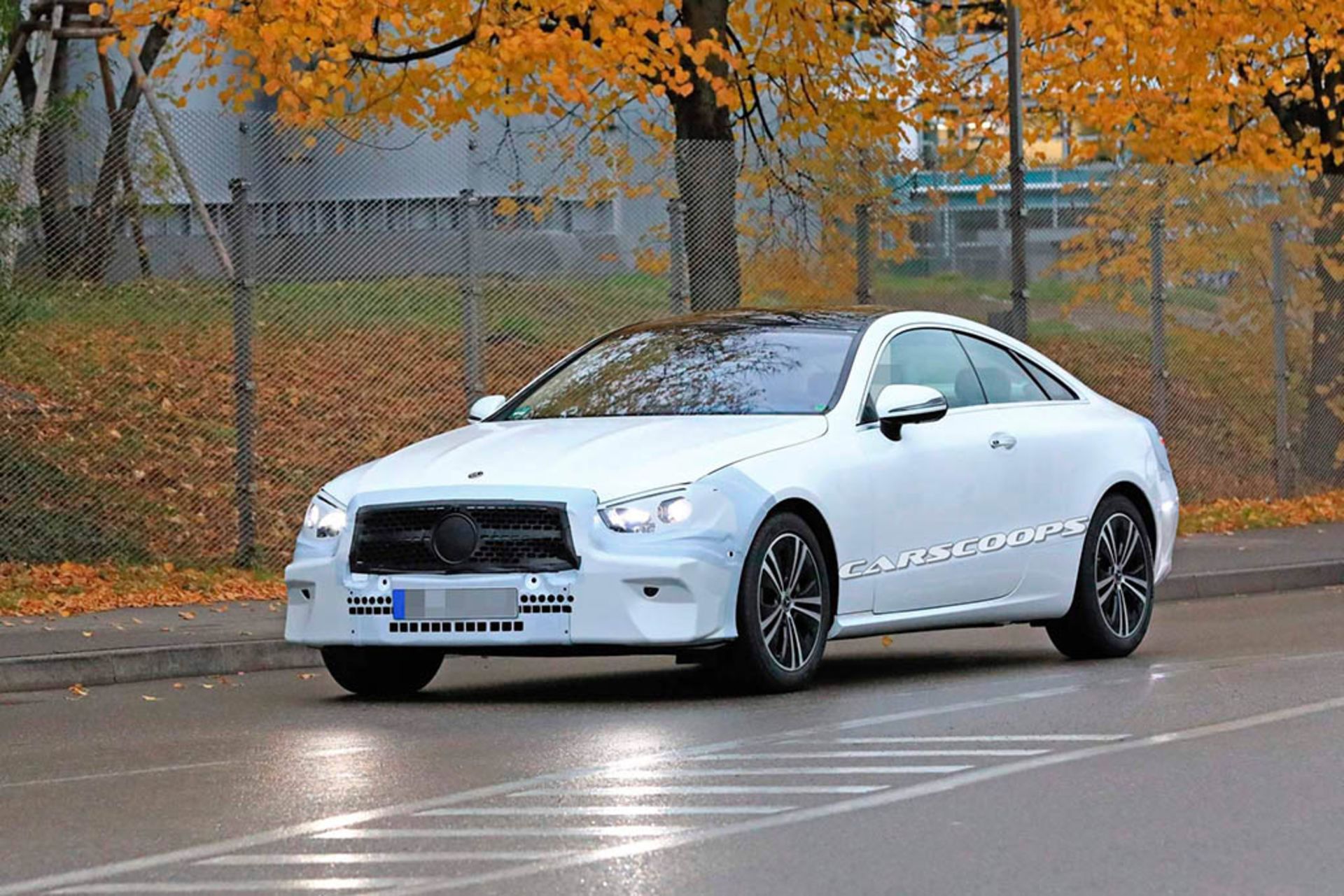 2020-mercedes-e-class-coupe-spy-shots-12