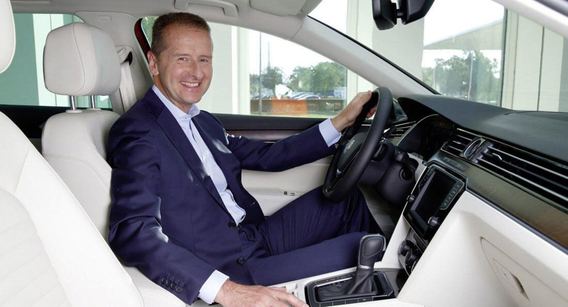 vw-ceo-says-diesel-scandal-in-past-4
