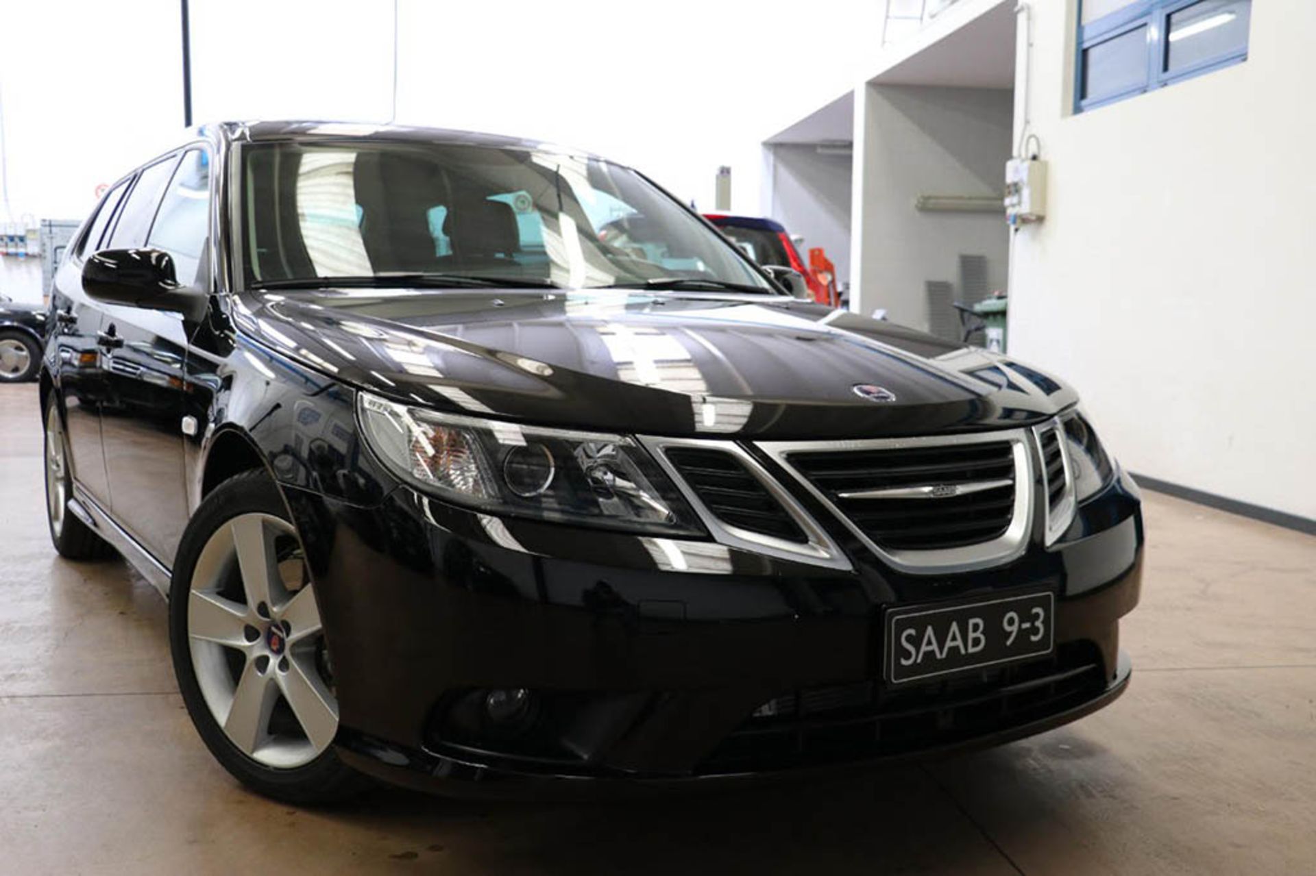 2011-saab-9-3-sportcombi-6