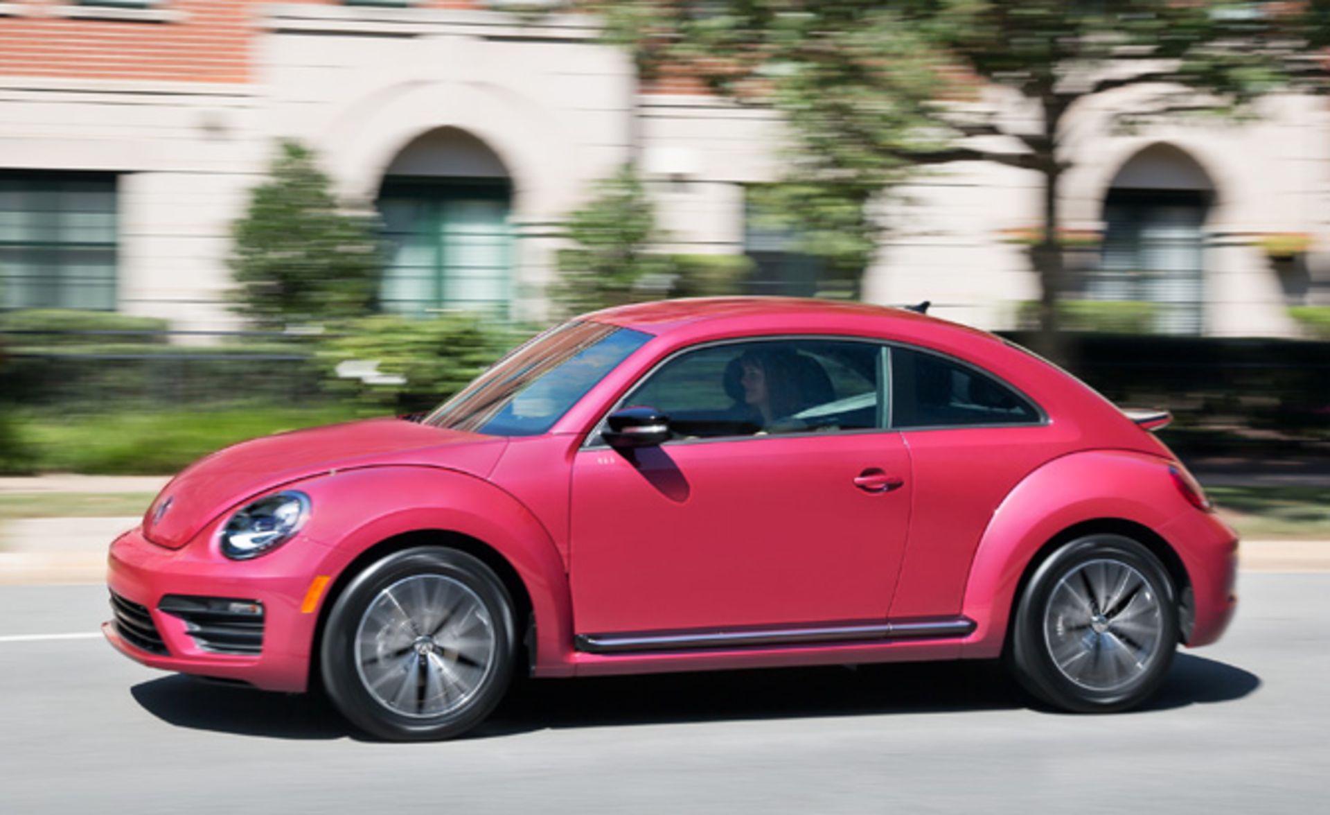2017-volkswagen-beetle
