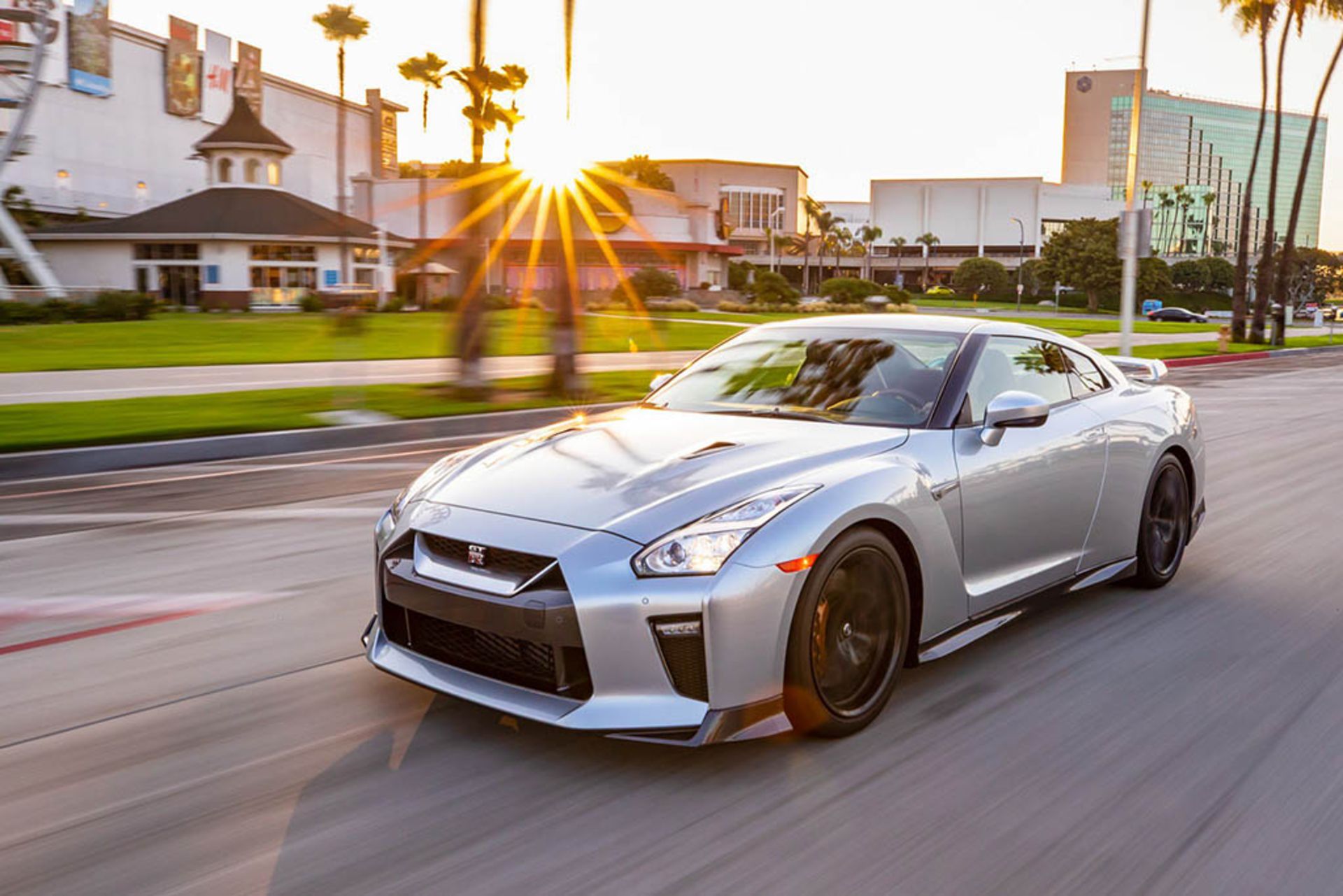 2019-nissan-gt-r-7