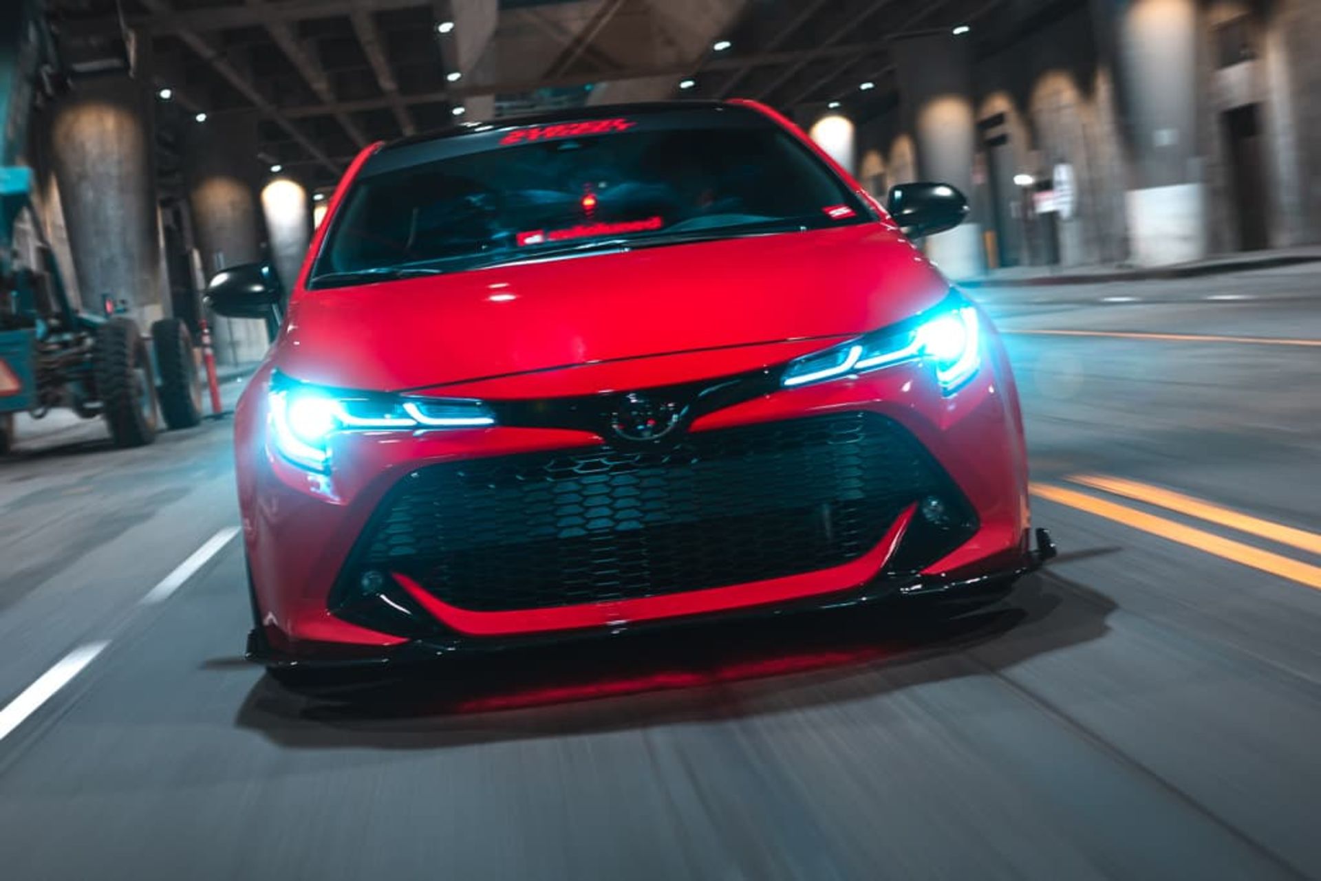 toyota-corolla-super-street-005-9s7i