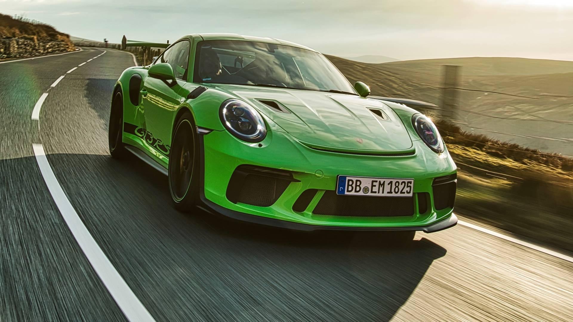 2018-porsche-911-gt3-rs 04