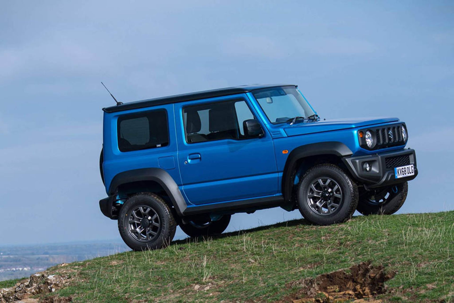 2019-suzuki-jimny-sz5-uk-spec-25