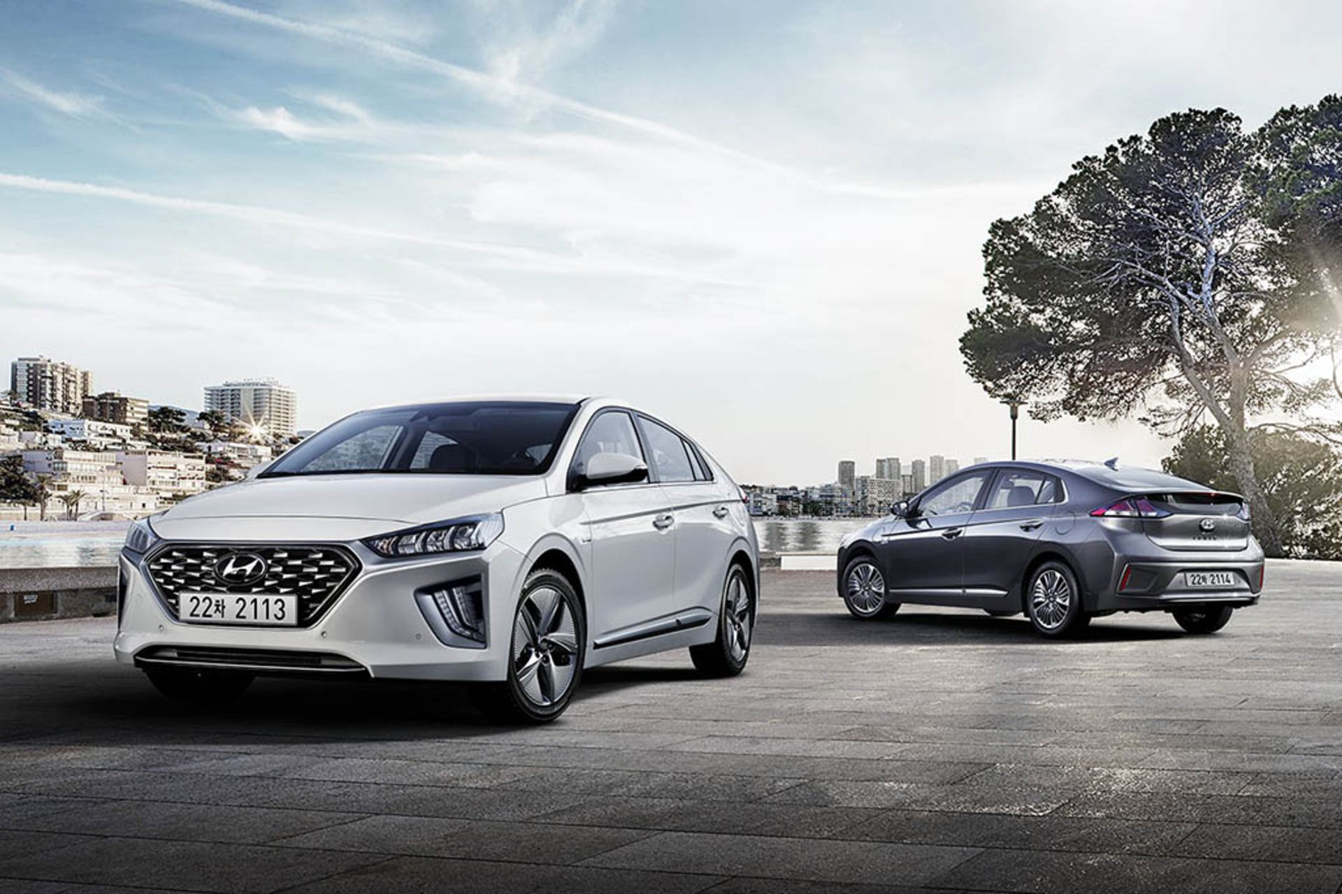 2020-hyundai-ioniq-hybrid-phev-1