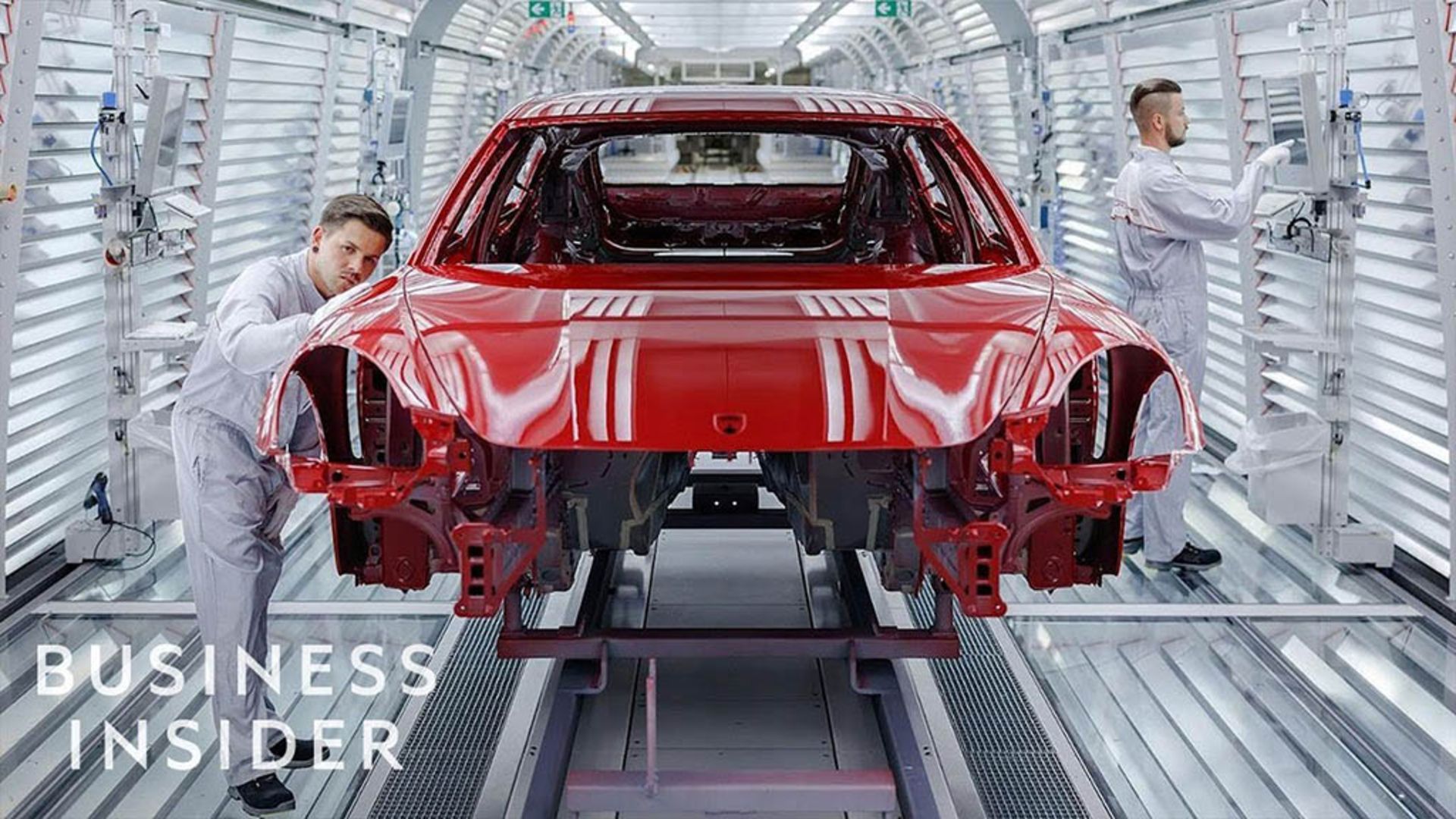 Assemble Porsche Panamera And Macan In Leipzig