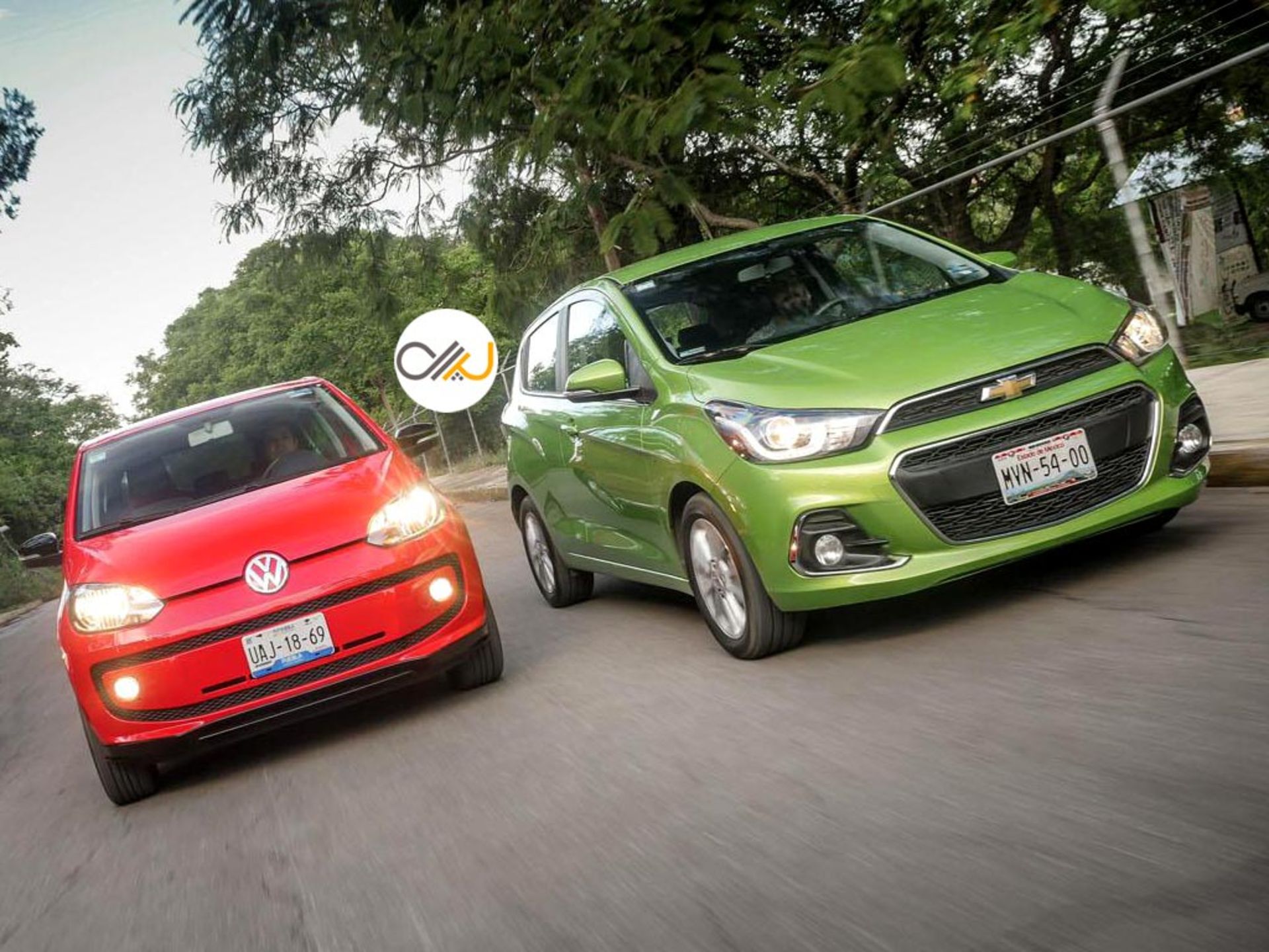 Volkswagen-Up-VS-Chevrolet-Spark