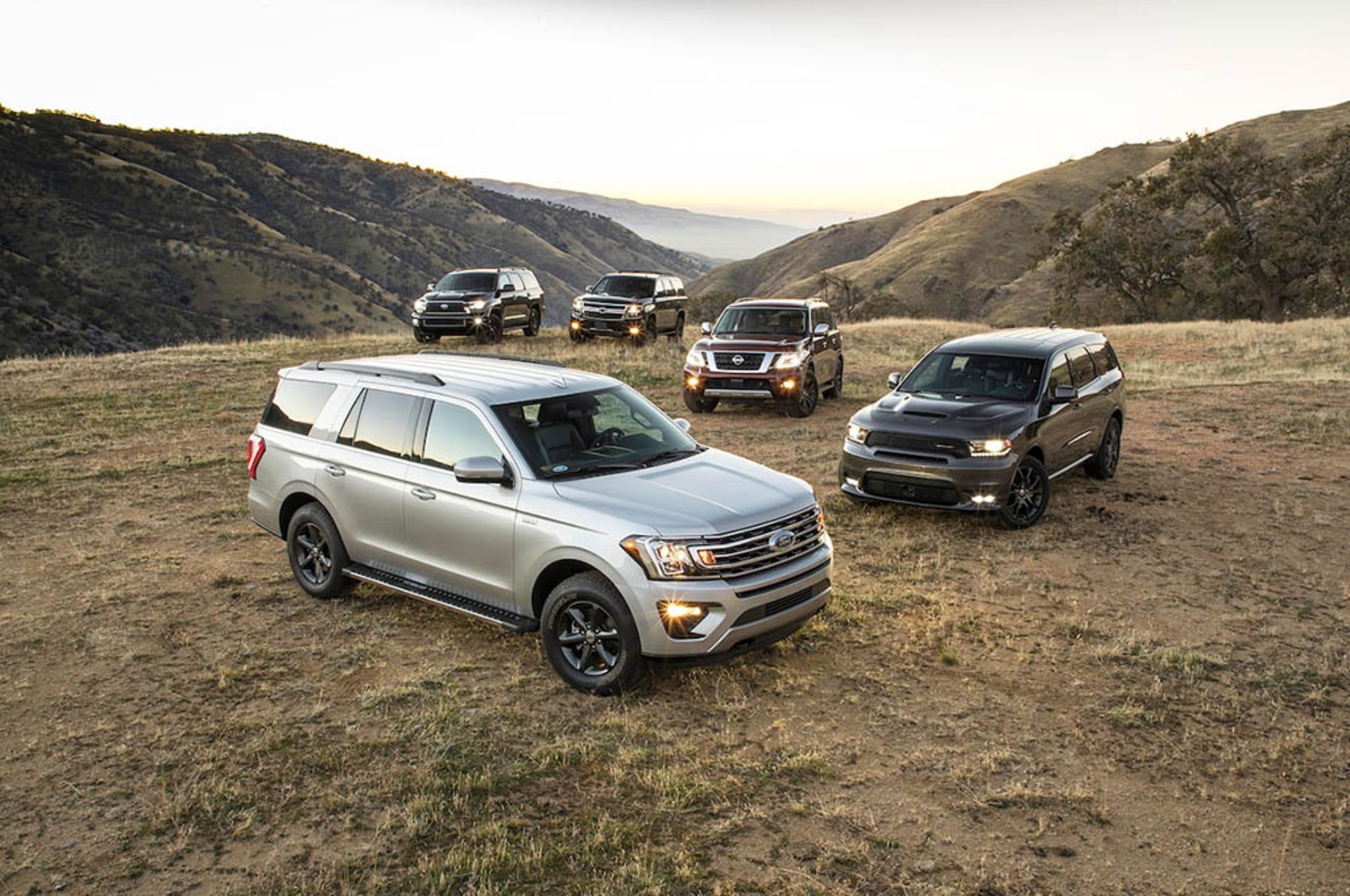 2018-Ford-Expedition-XLT-2018-Dodge-Durango-4-RT-2018-Chevrolet-Tahoe-LT-4WD-2018-Nissan-Armada-Platinum-4WD-2018-Toyota-Sequoia-TRD-Sport-05-1