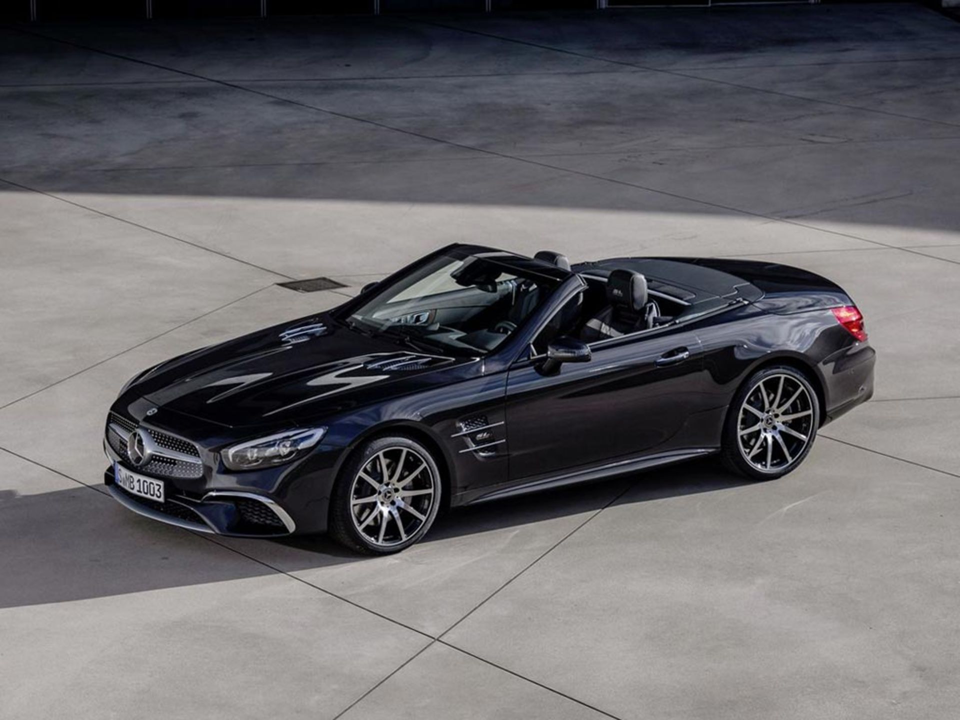 Mercedes-SL-Grand-Edition-3