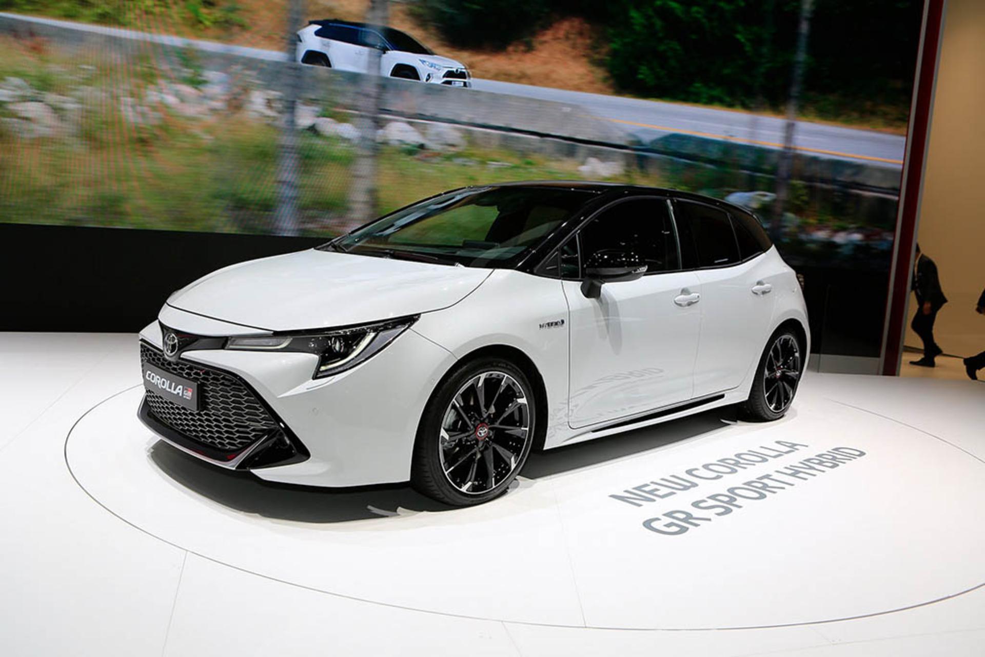 2019-toyota-corolla-gr-sport-14