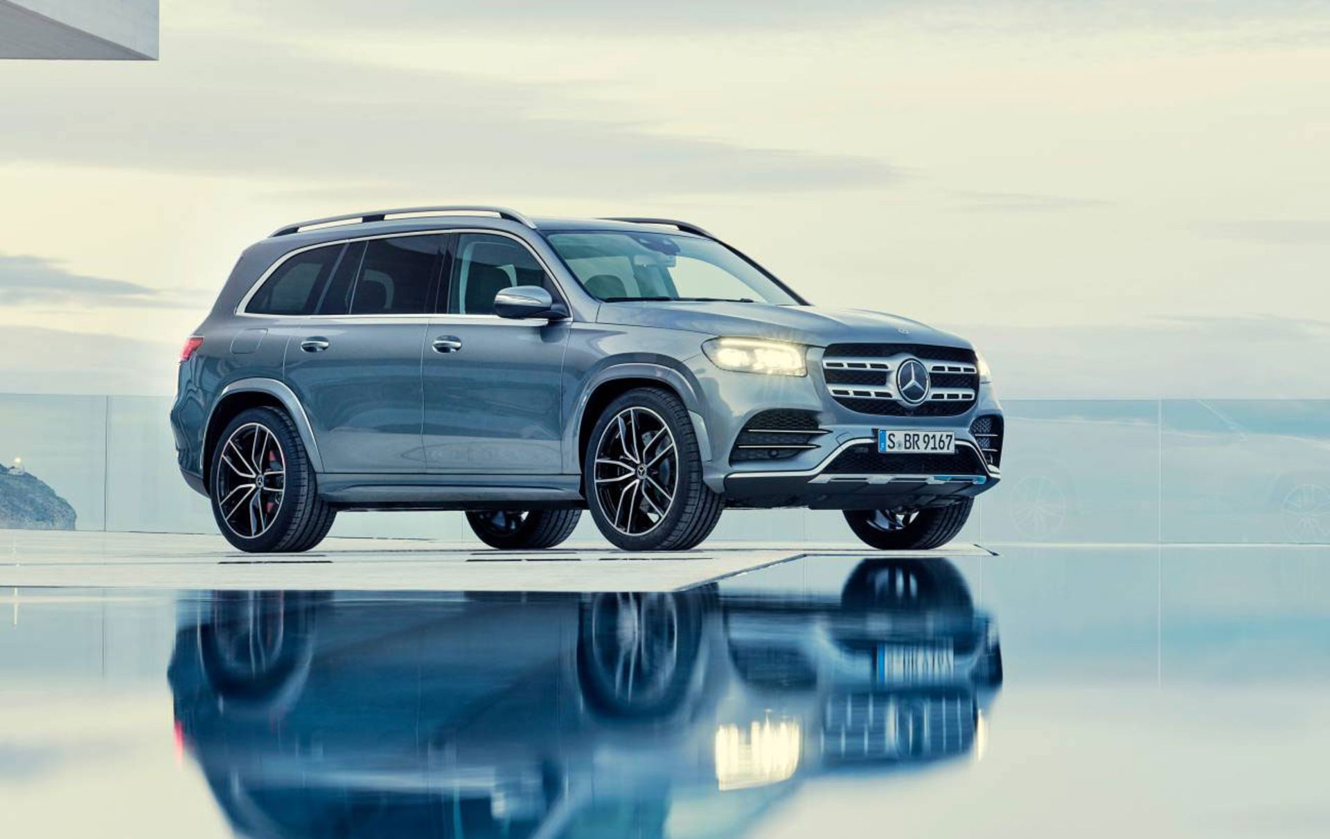 2020-mercedes-benz-gls-39
