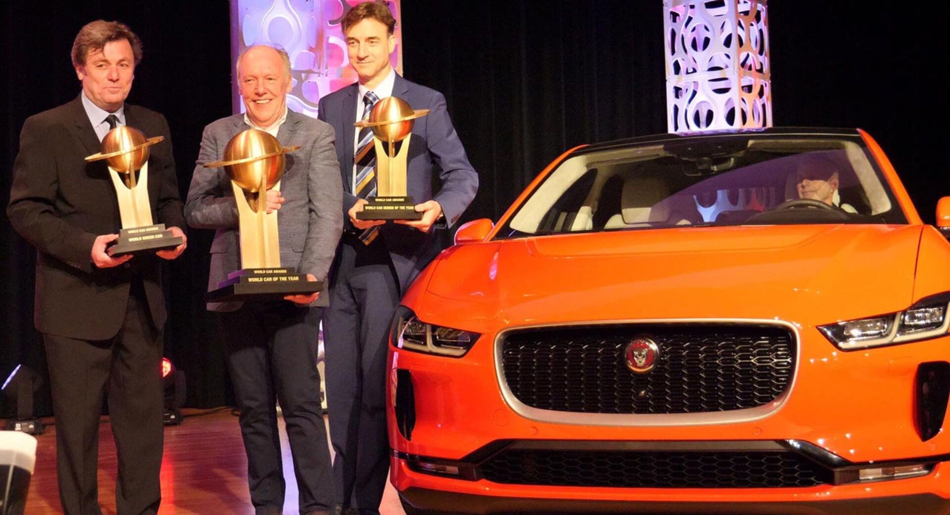 8e60c4b8-jaguar-i-pace-worl