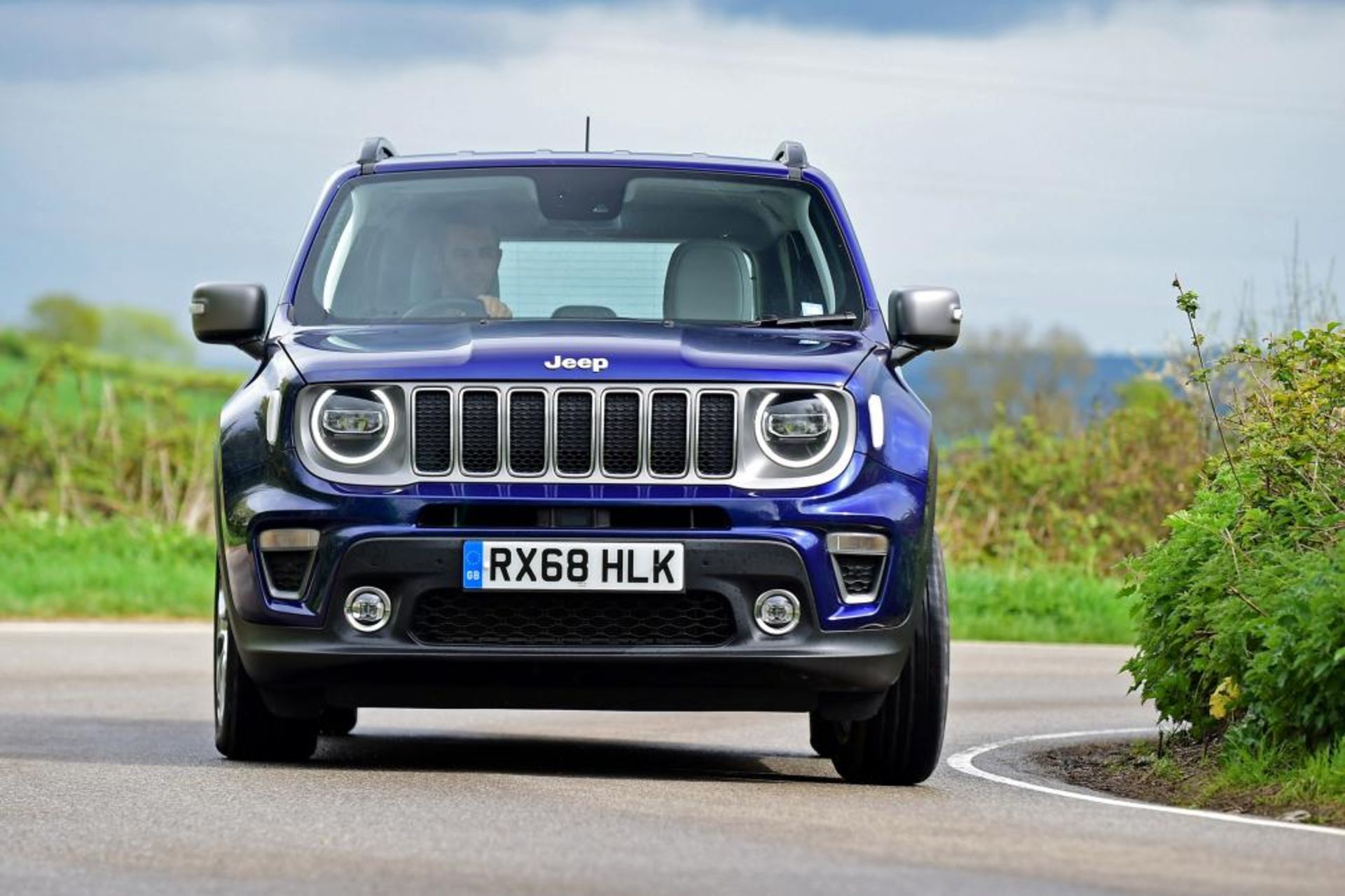 Jeep Renegade 2019 (5)