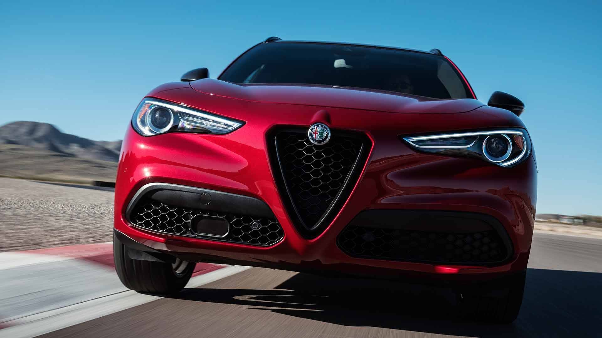 alfa-romeo-giulia-and-stelvio-nero-edizione 1