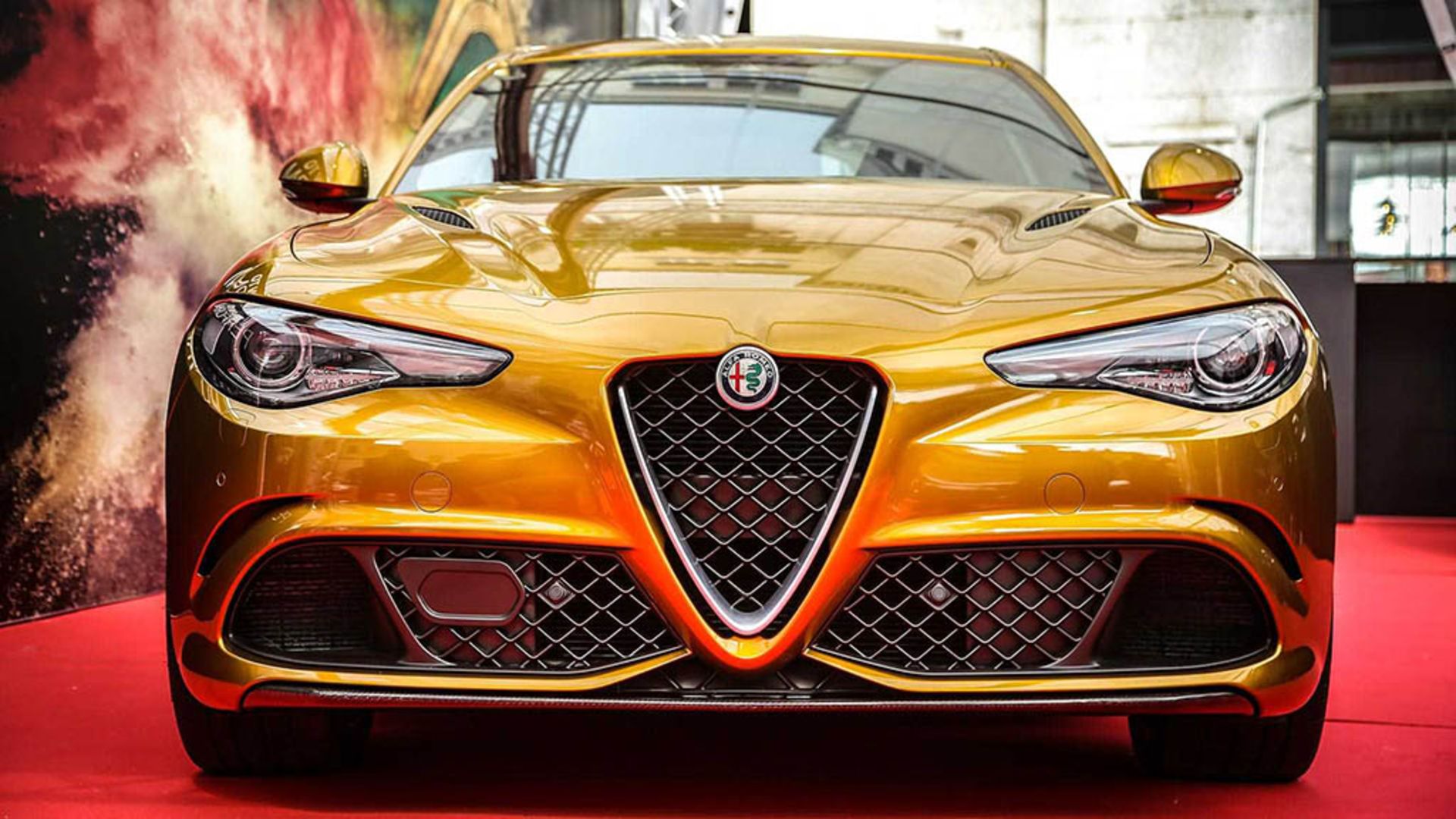 alfa-romeo-giulia-quadrifoglio-gold-5