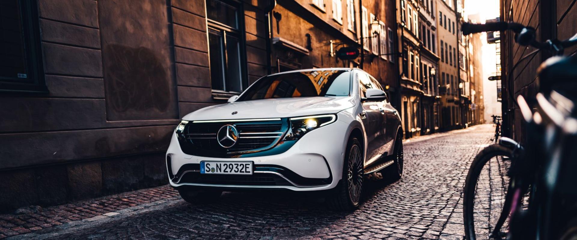 mercedes-benz-eqc