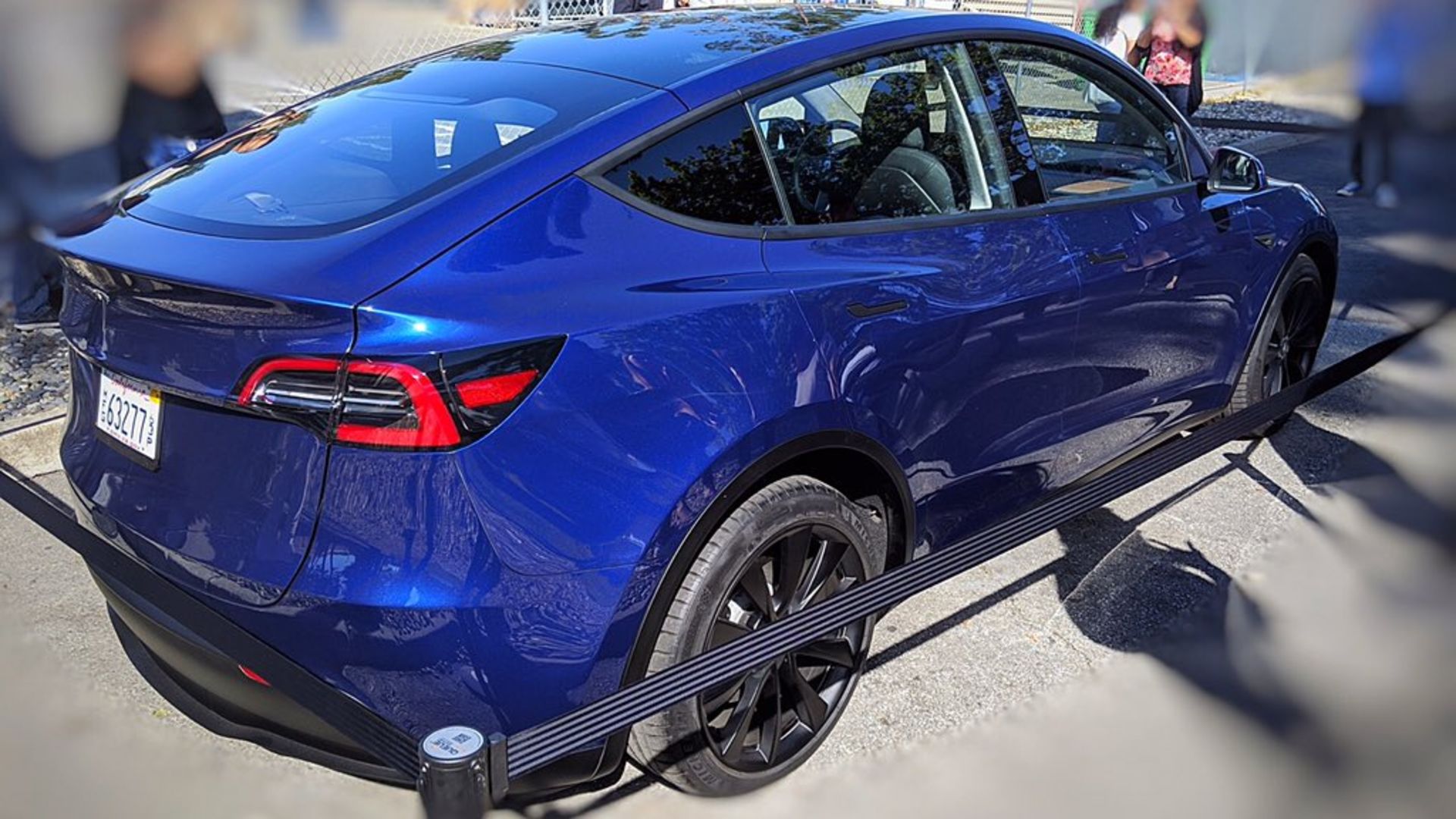 tesla-model-y 02