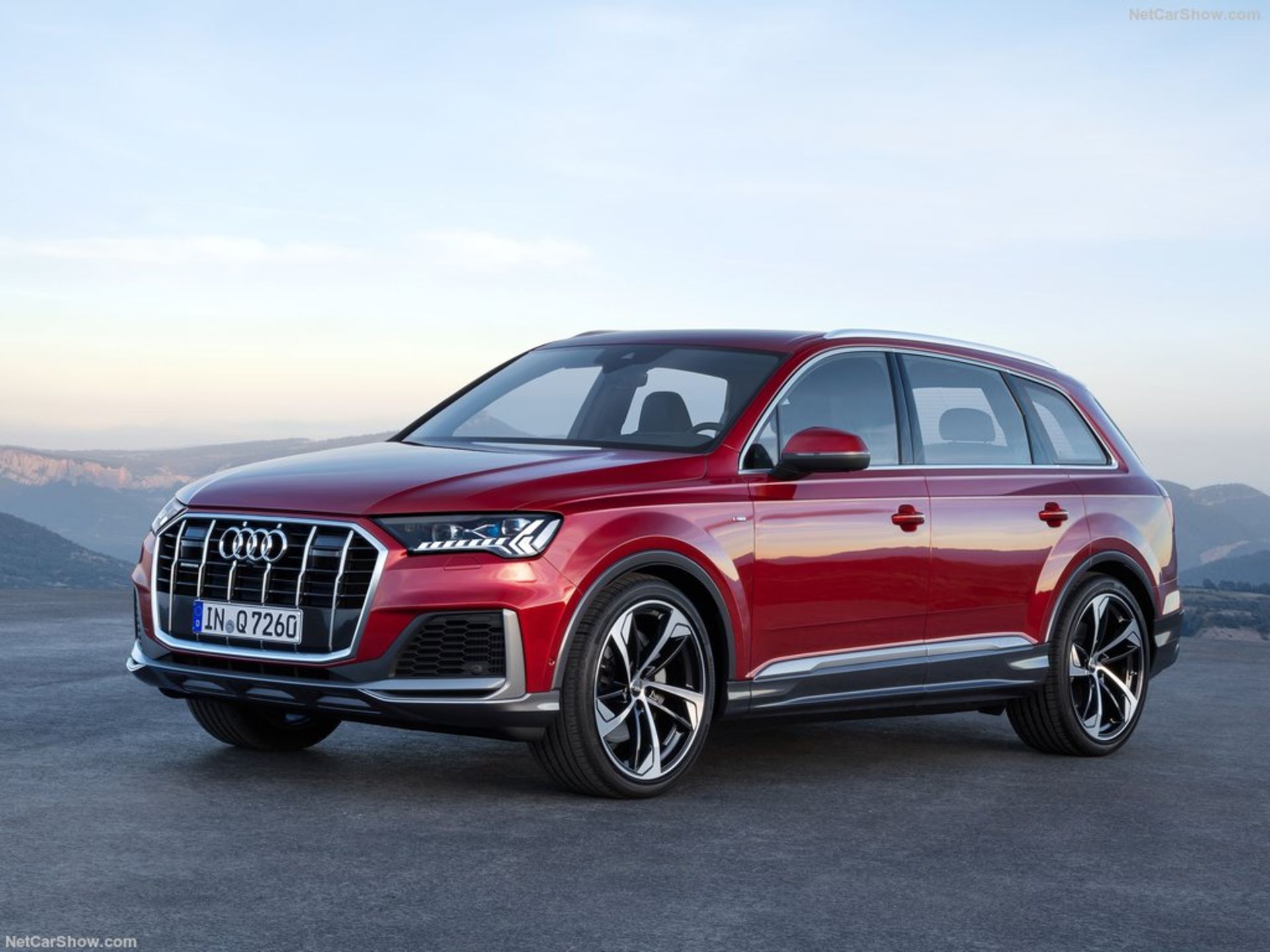 Audi-Q7-2020-1024-03