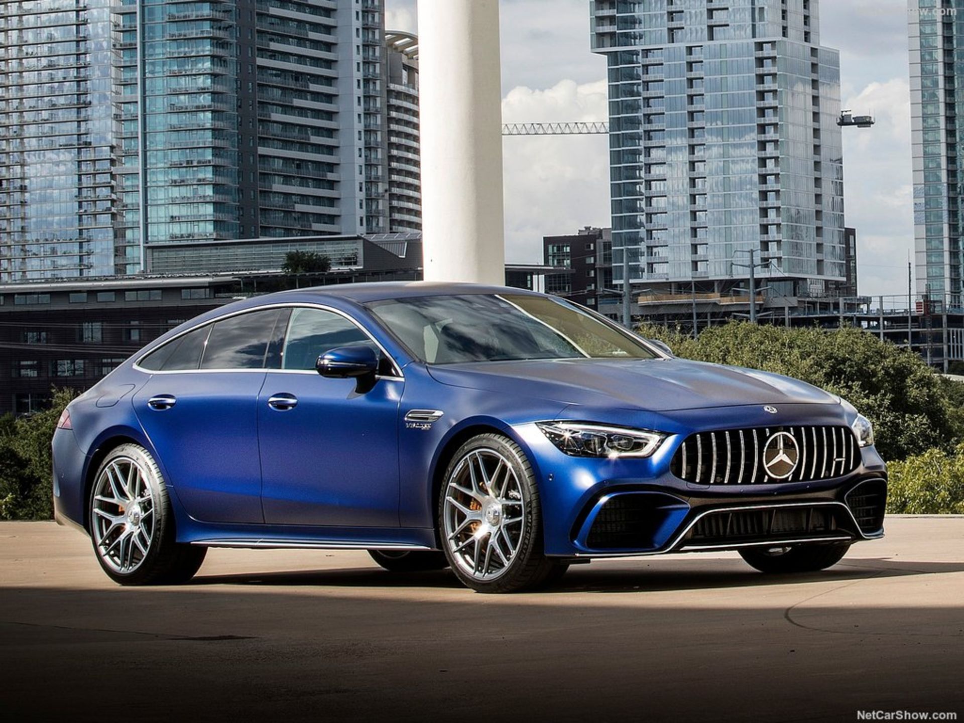 Mercedes-Benz-AMG_GT63_S_4-Door-2019-1024-0a