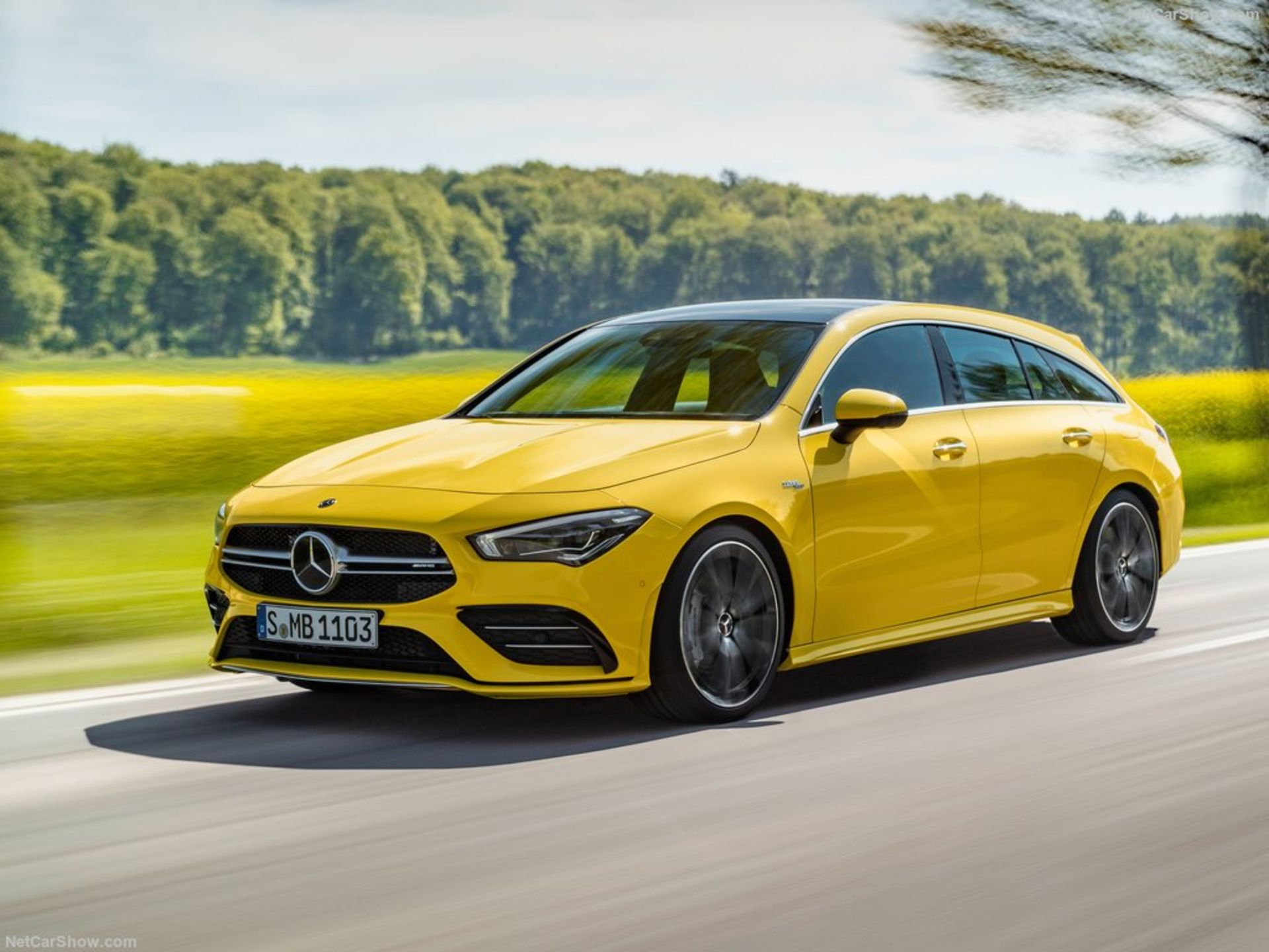 Mercedes-Benz-CLA35_AMG_4Matic_Shooting_Brake-2020-1024-04