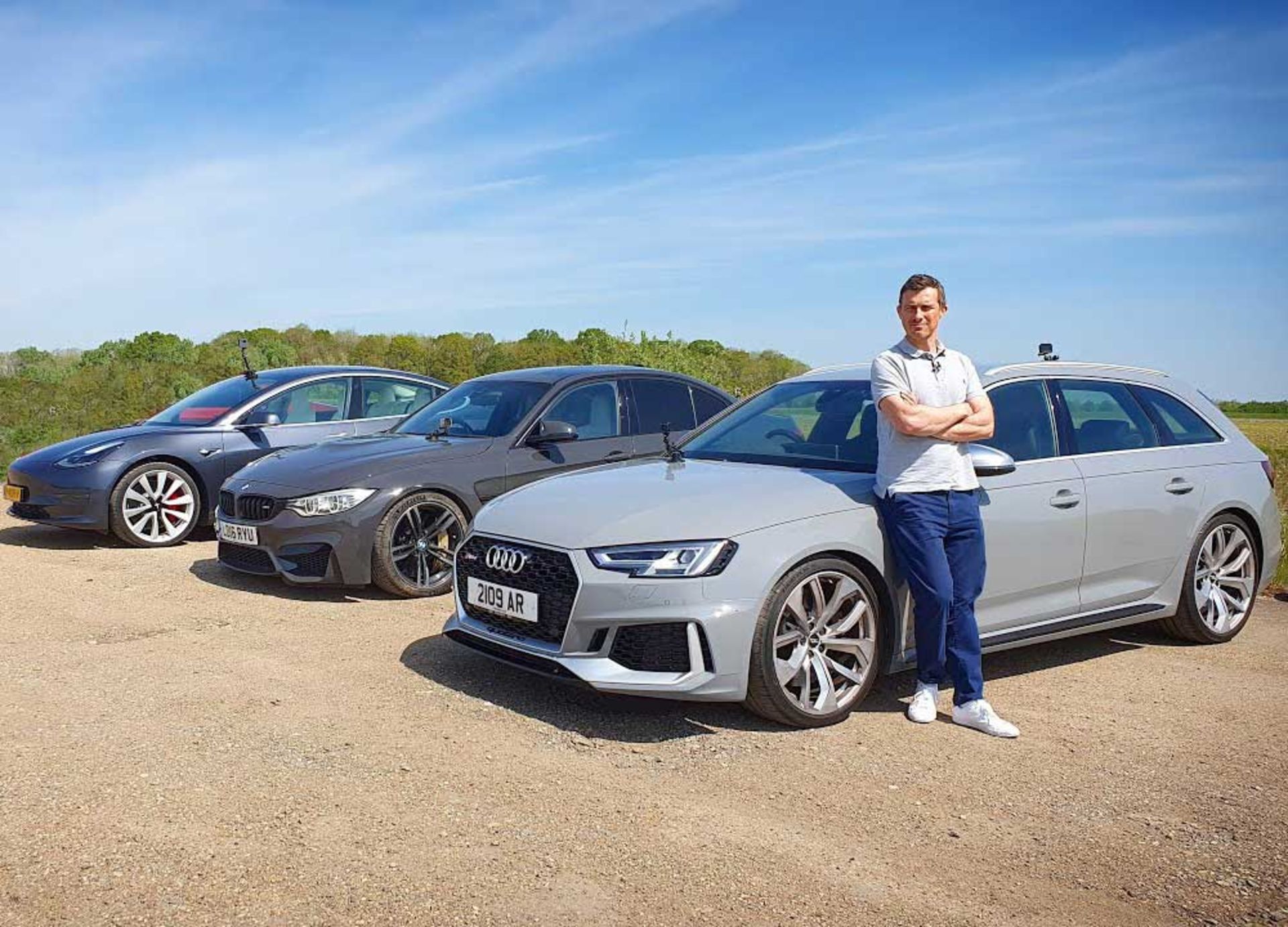 RS4-VS-M3-VS-Model-3