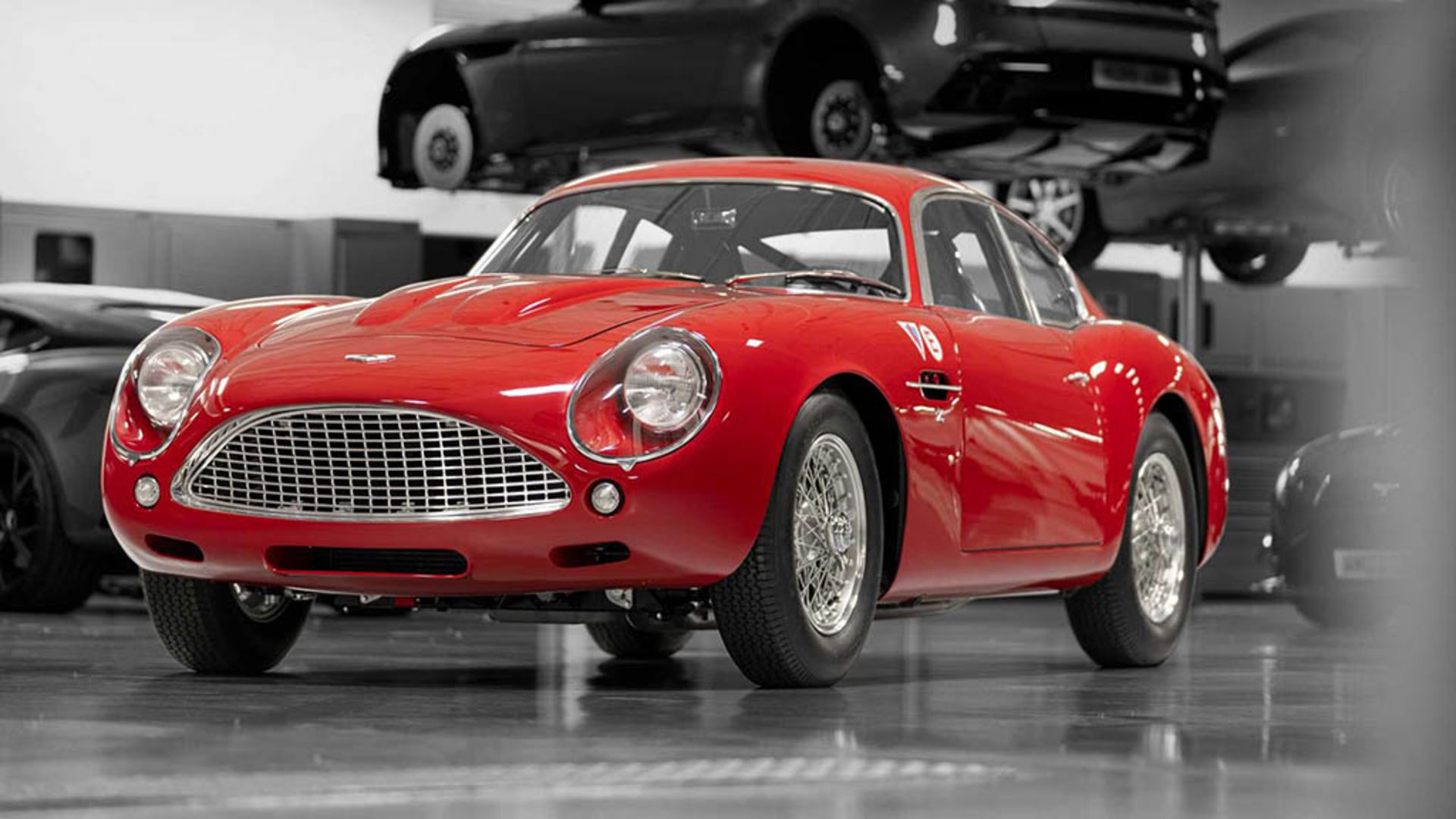 aston-martin-db4-gt-zagato-continuation 2