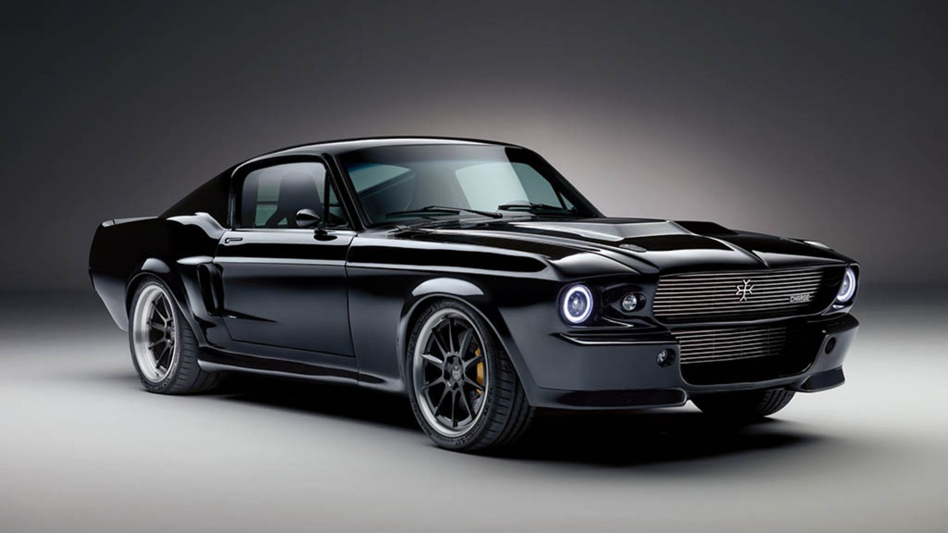 ford-mustang-ev-charge-06