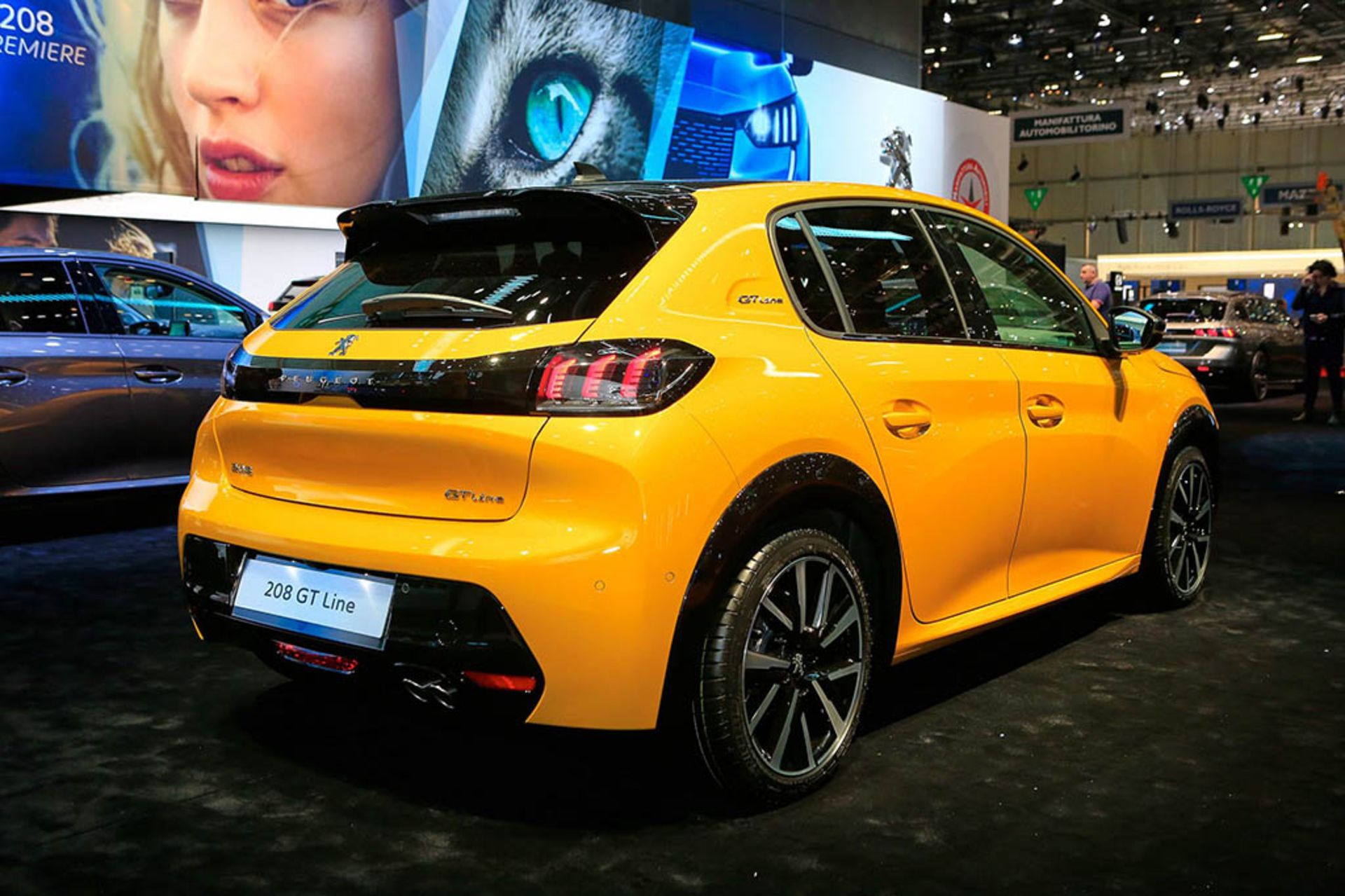 peugeot-208-geneva-11