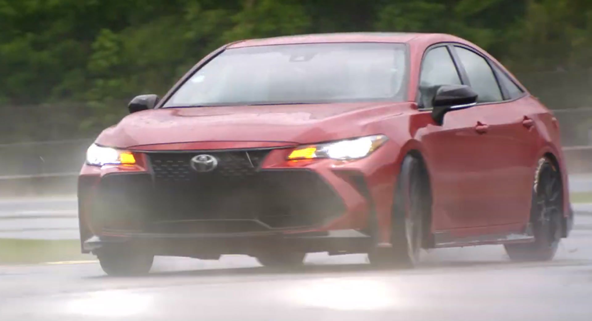 toyota-avalon-trd