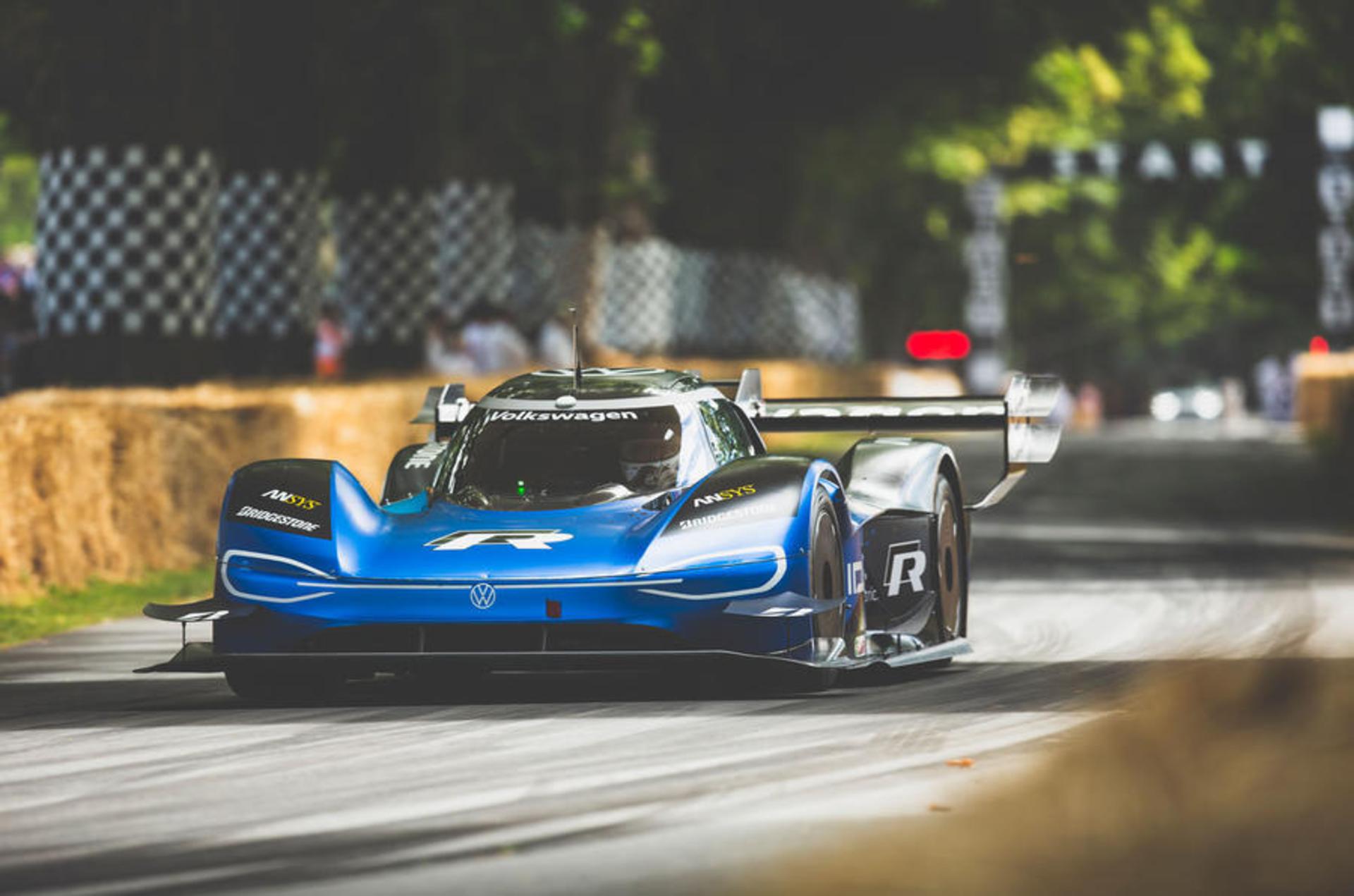VW ID R beats Goodwood hillclimb 1