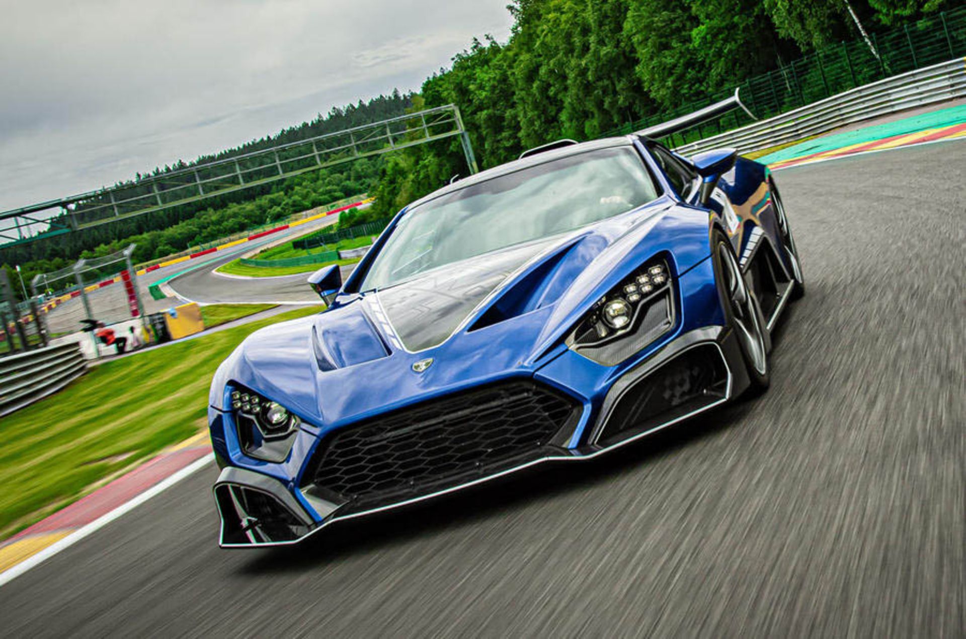 1 - 1-zenvo-tsr-s-2019-fd-hero-front