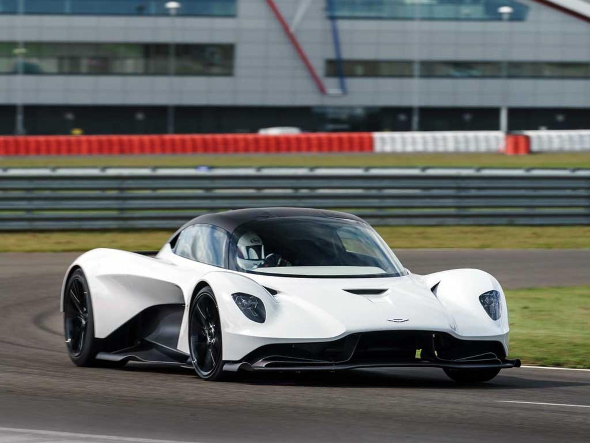 Aston-Martin-Valhalla-6