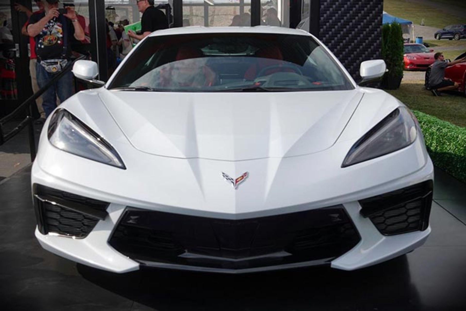 C8 Corvette’s Side View Mirrors