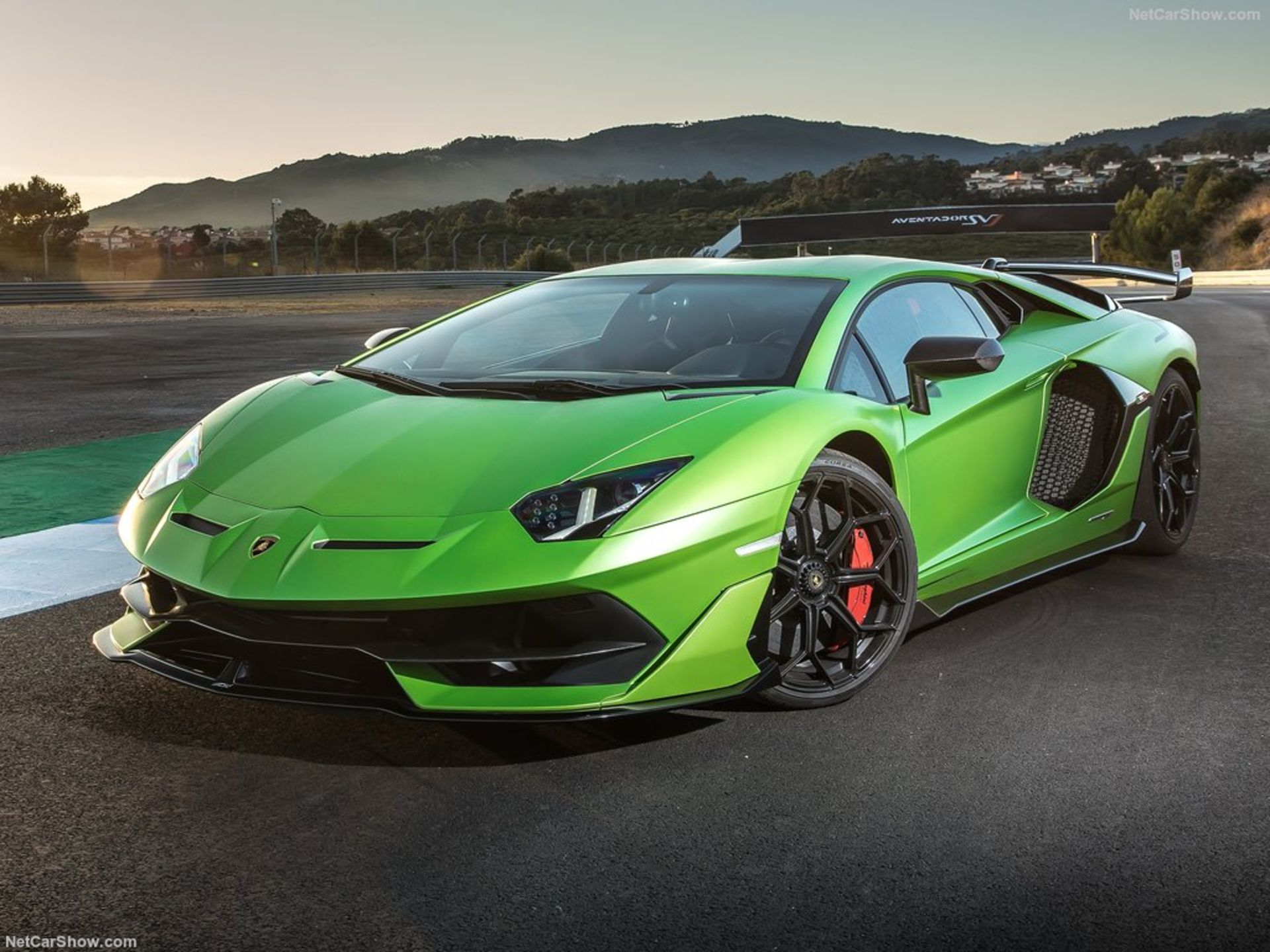 Lamborghini-Aventador_SVJ-2019-1024-01