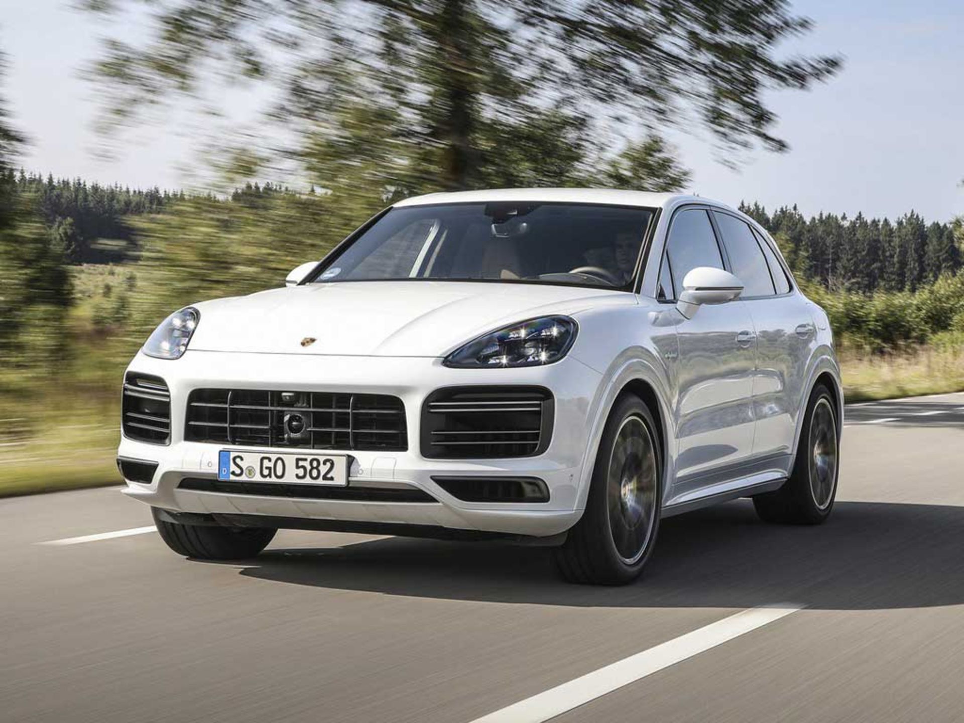 Porsche-Cayenne-Turbo-S-5