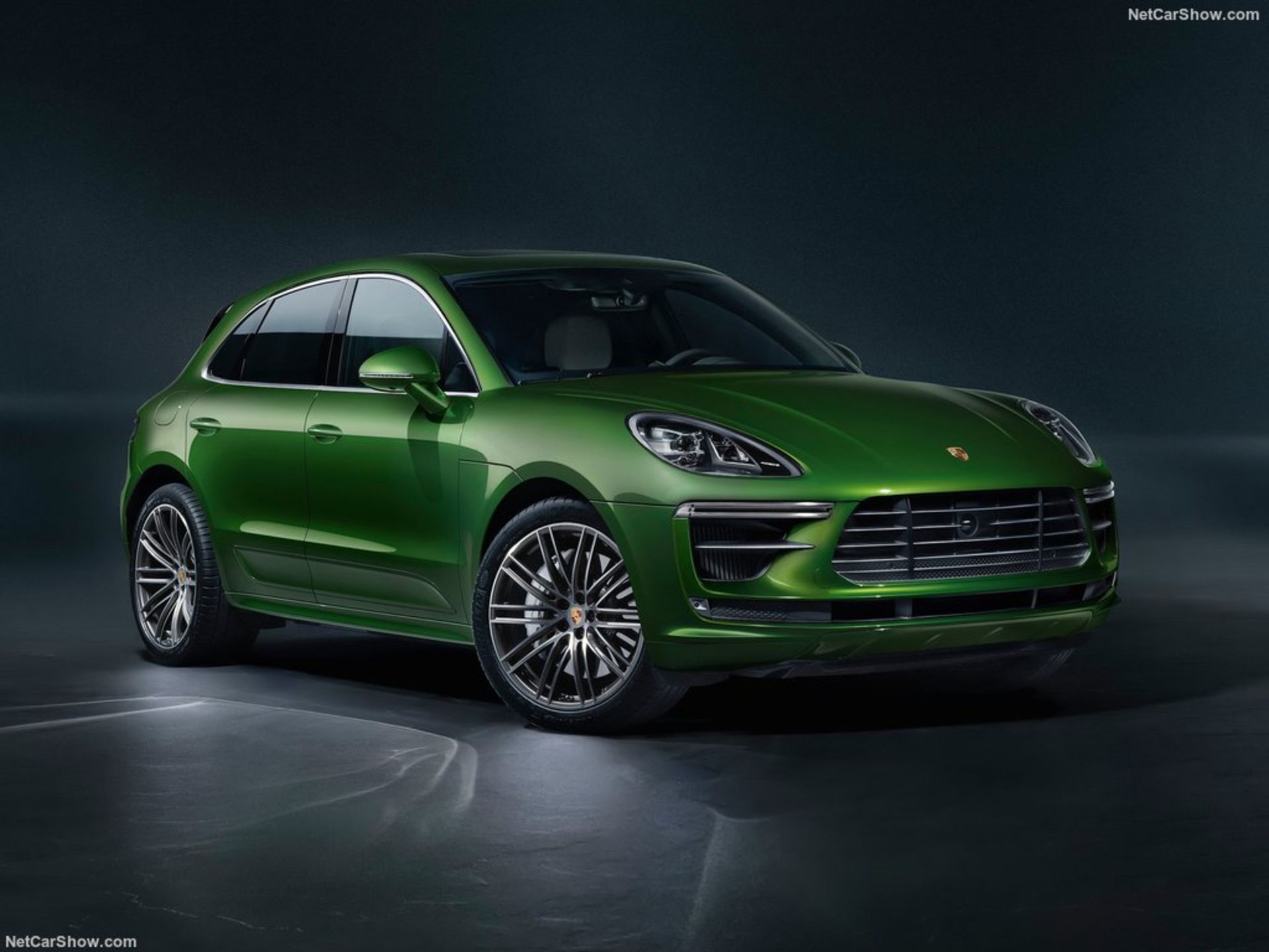 Porsche-Macan_Turbo-2019-1024-01
