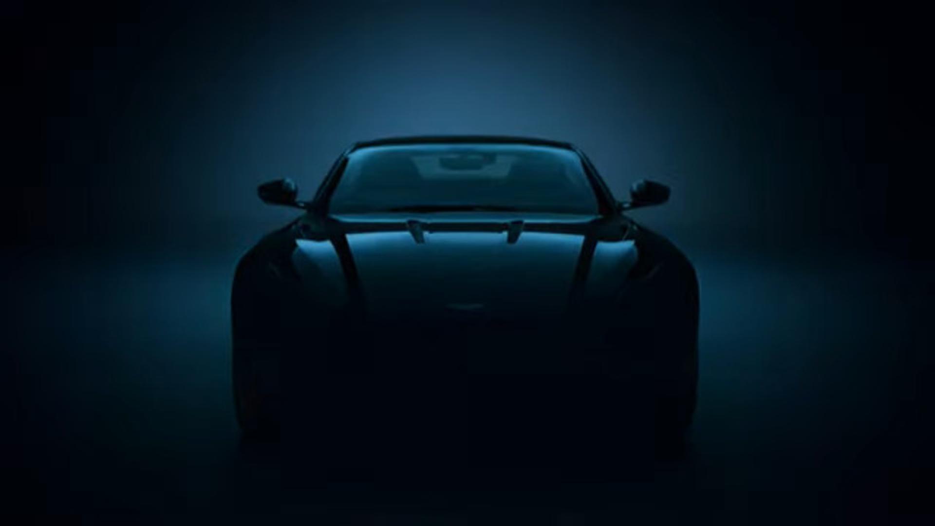 aston-martin-dbx-4