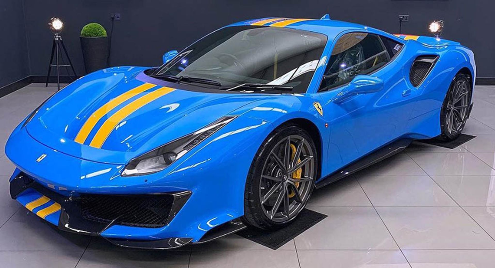 ferrari-488-pista