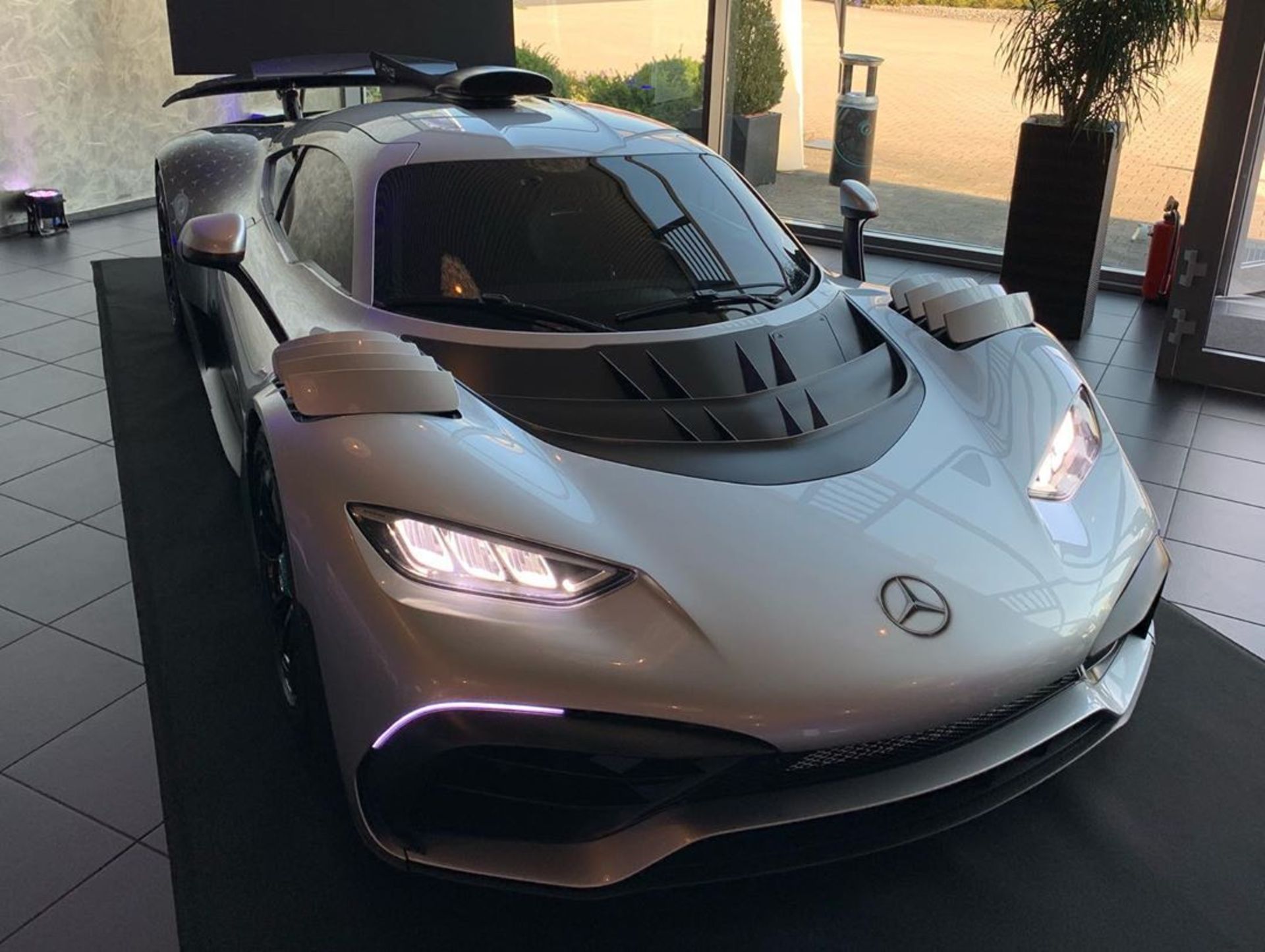 مرسدس-ای‌ام‌جی One