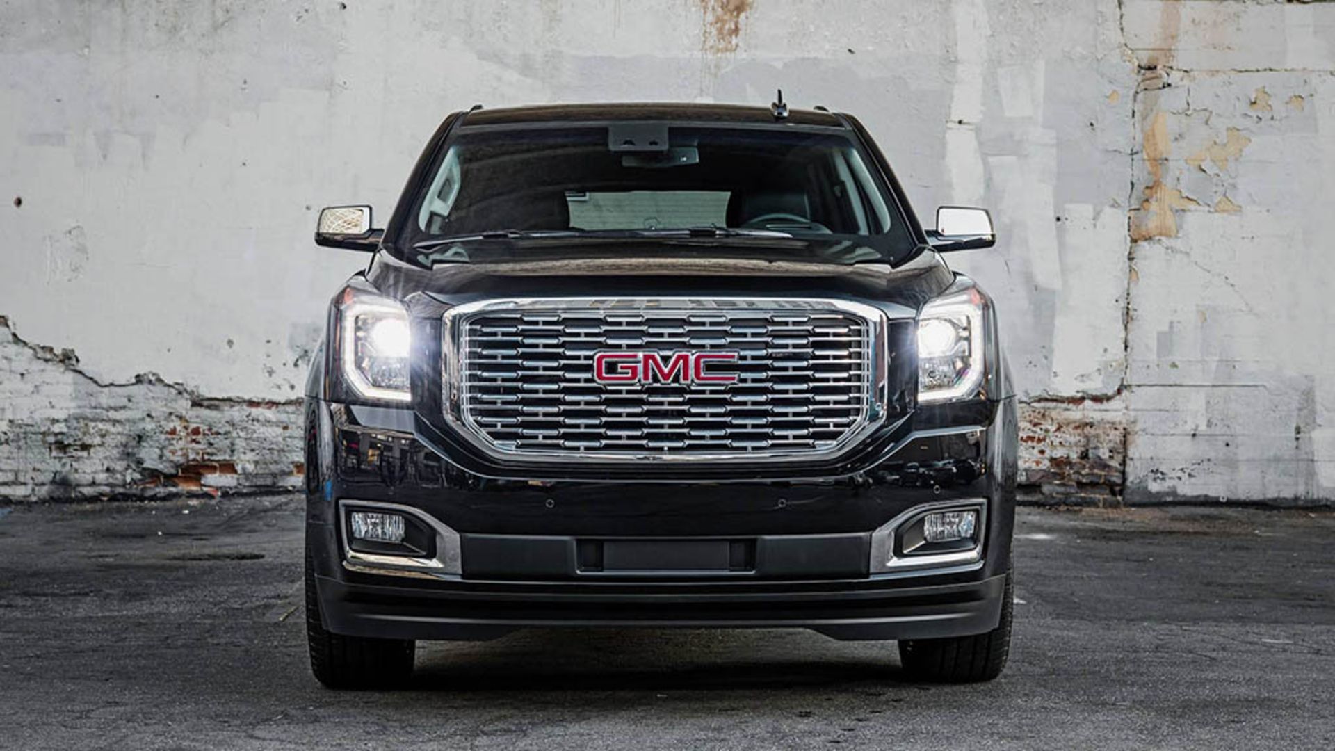 2018 GMC Yukon Denali Ultimate Black Edition.