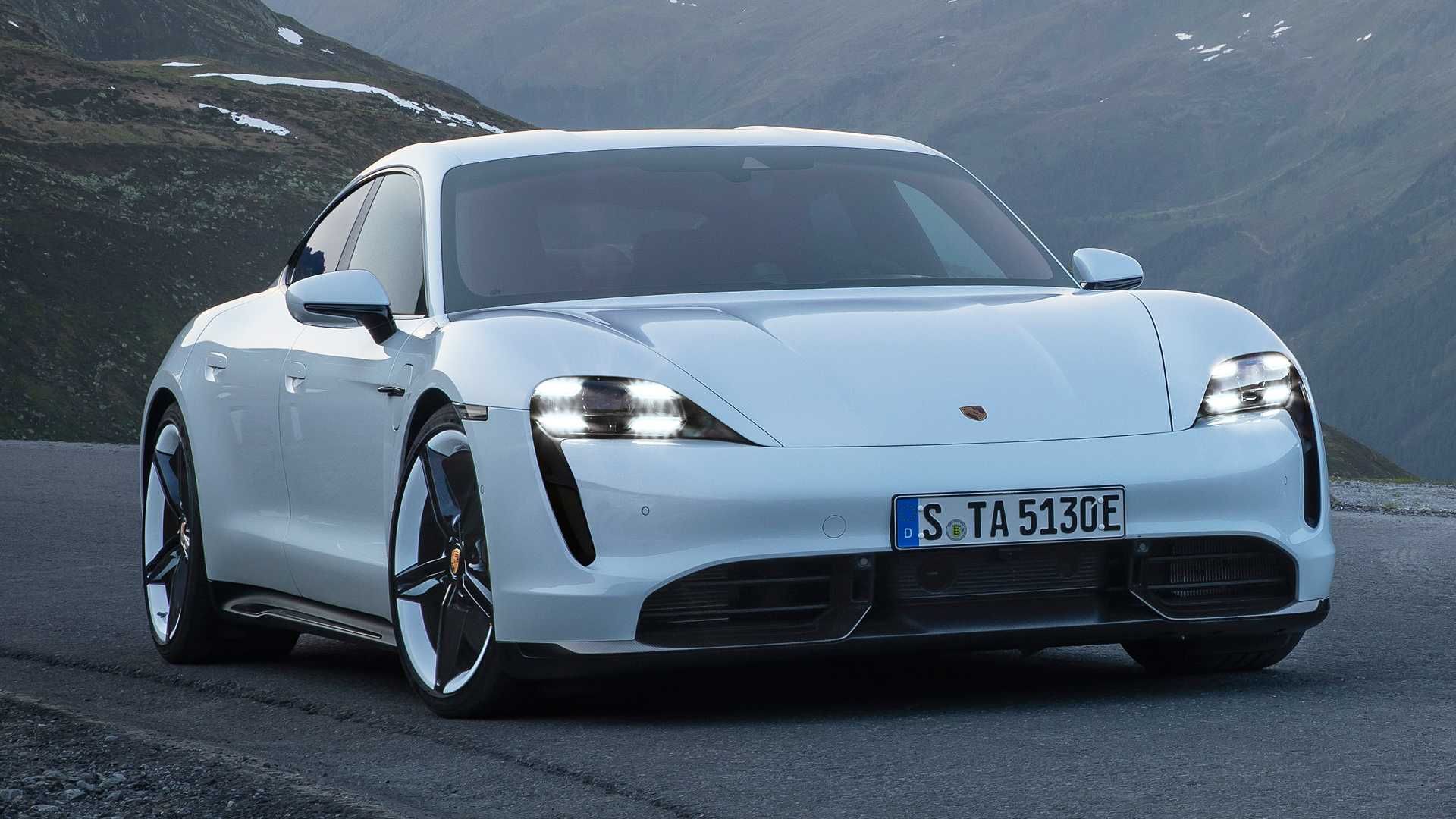 2020-porsche-taycan 2