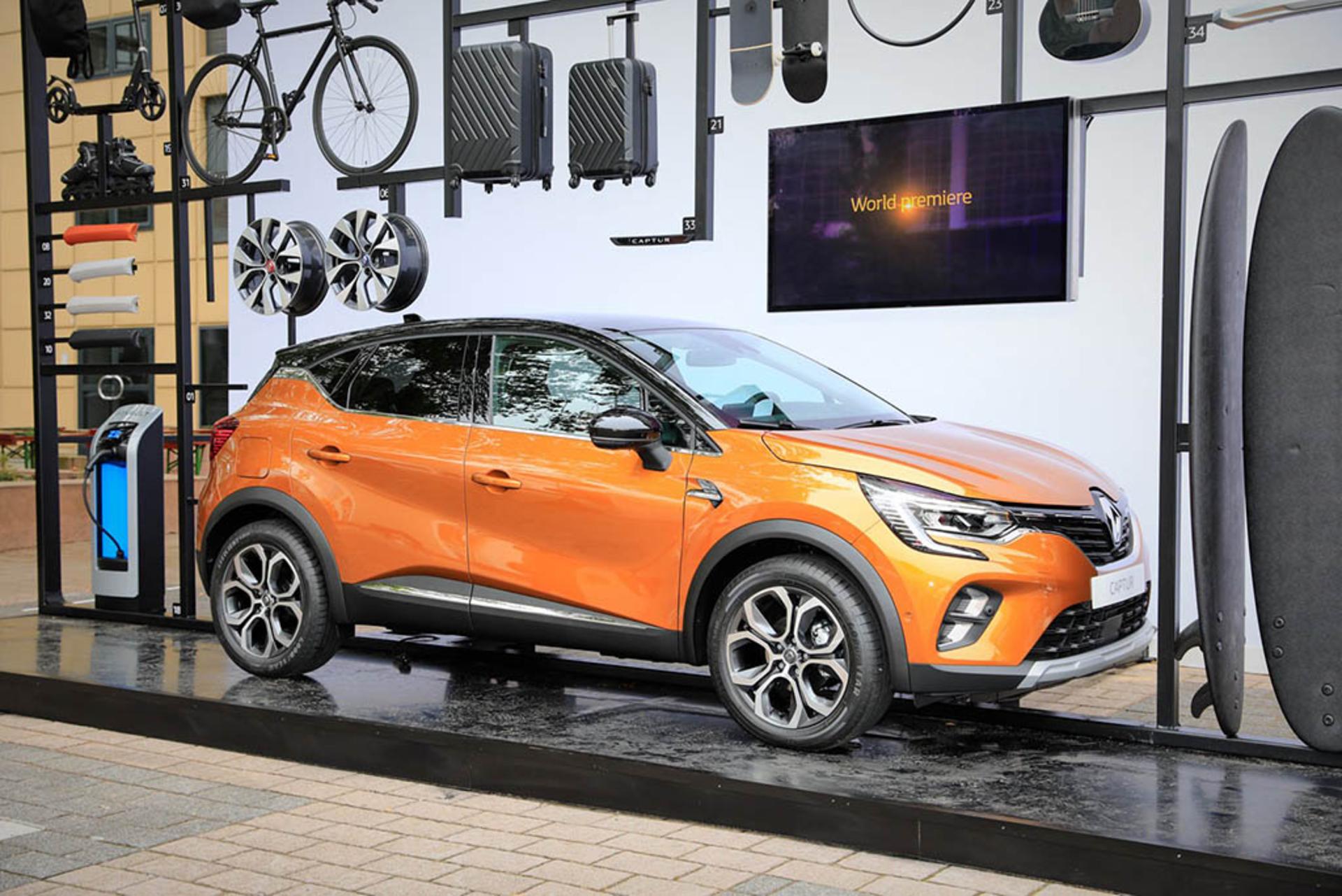 2020-renault-captur-frankfurt-live-8
