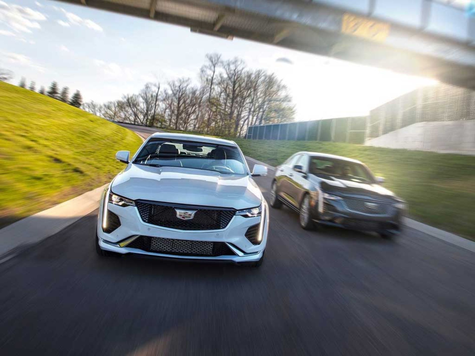 Cadillac-CT4-2020-1600-0a