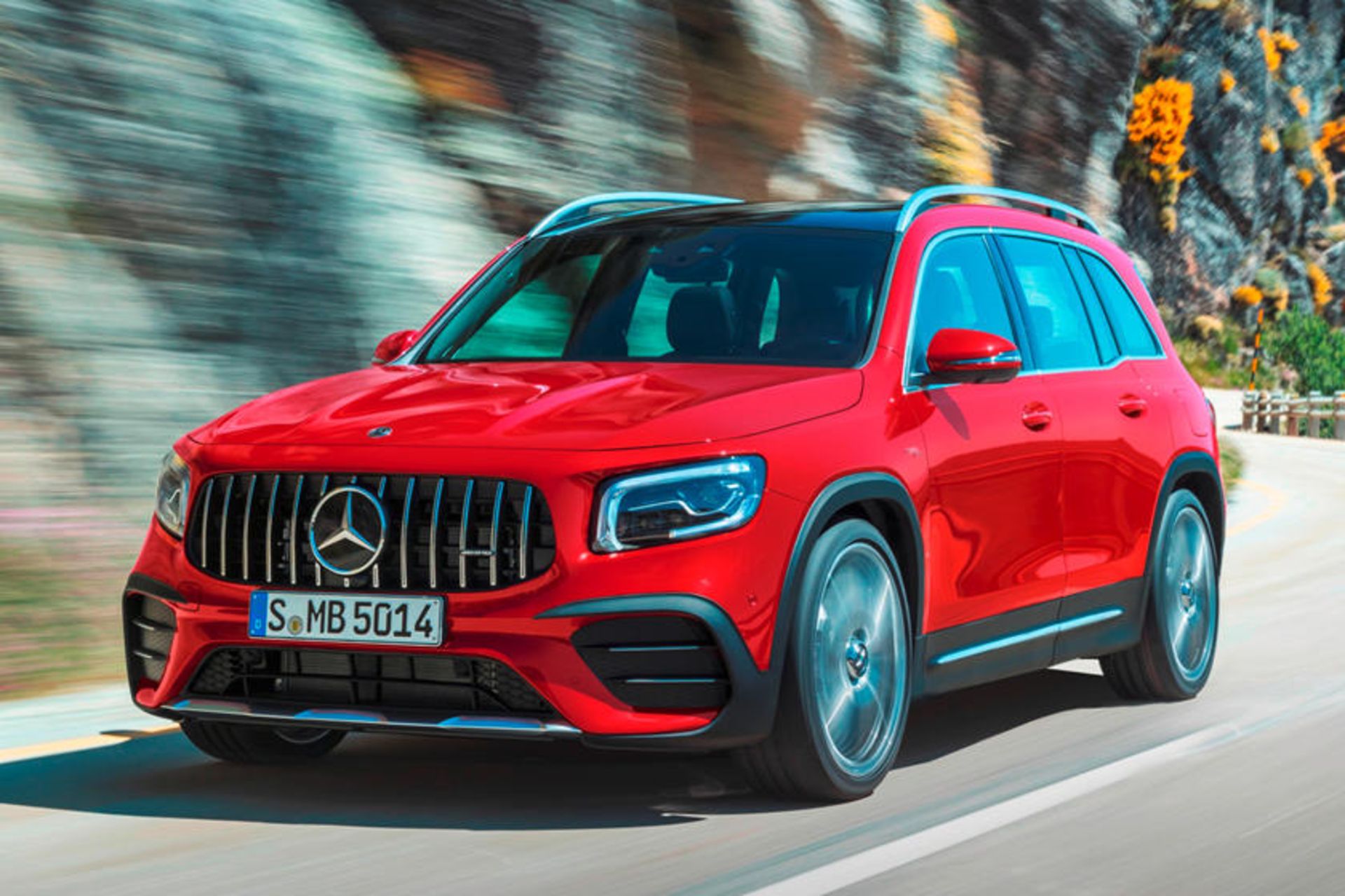 Mercedes-AMG GLB 35 (1)